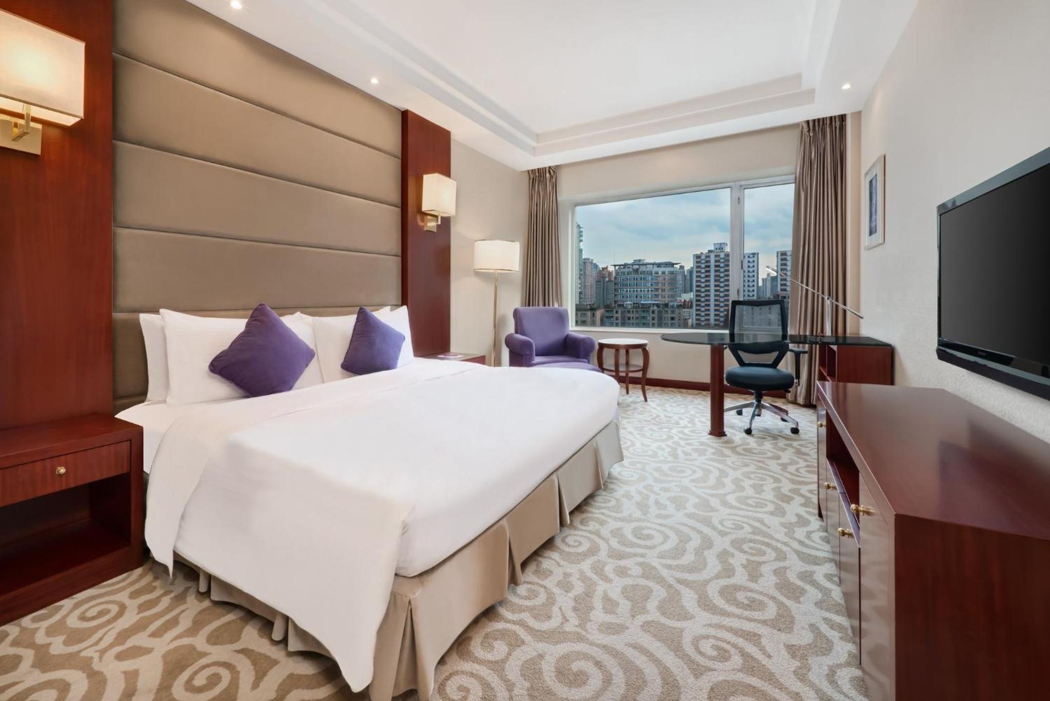 Standard King Room - Worklife