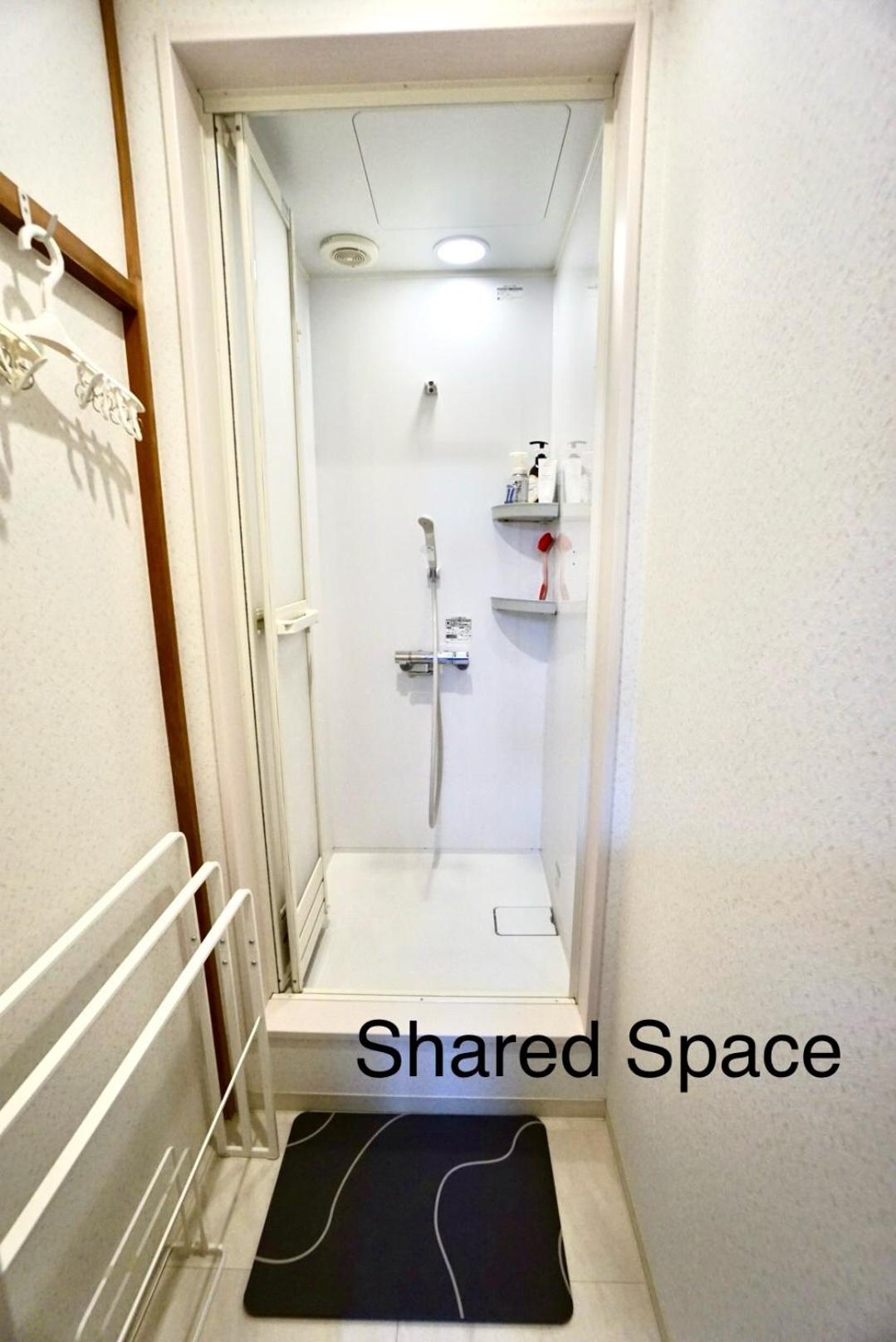 Twin Room with Futon Mat and Shared Bathroom photo 3
