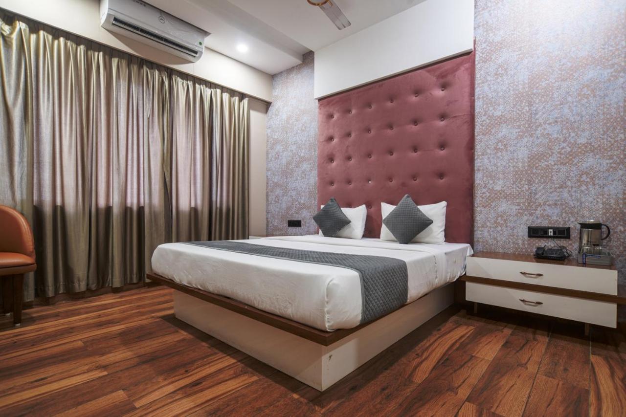 Deluxe Room - Photo 1
