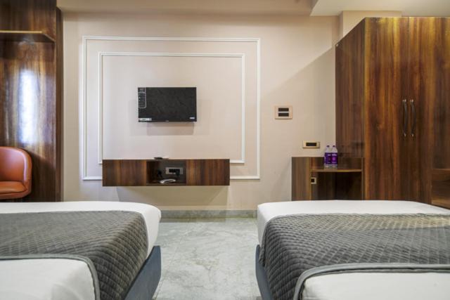Superior Triple Room - Photo 8