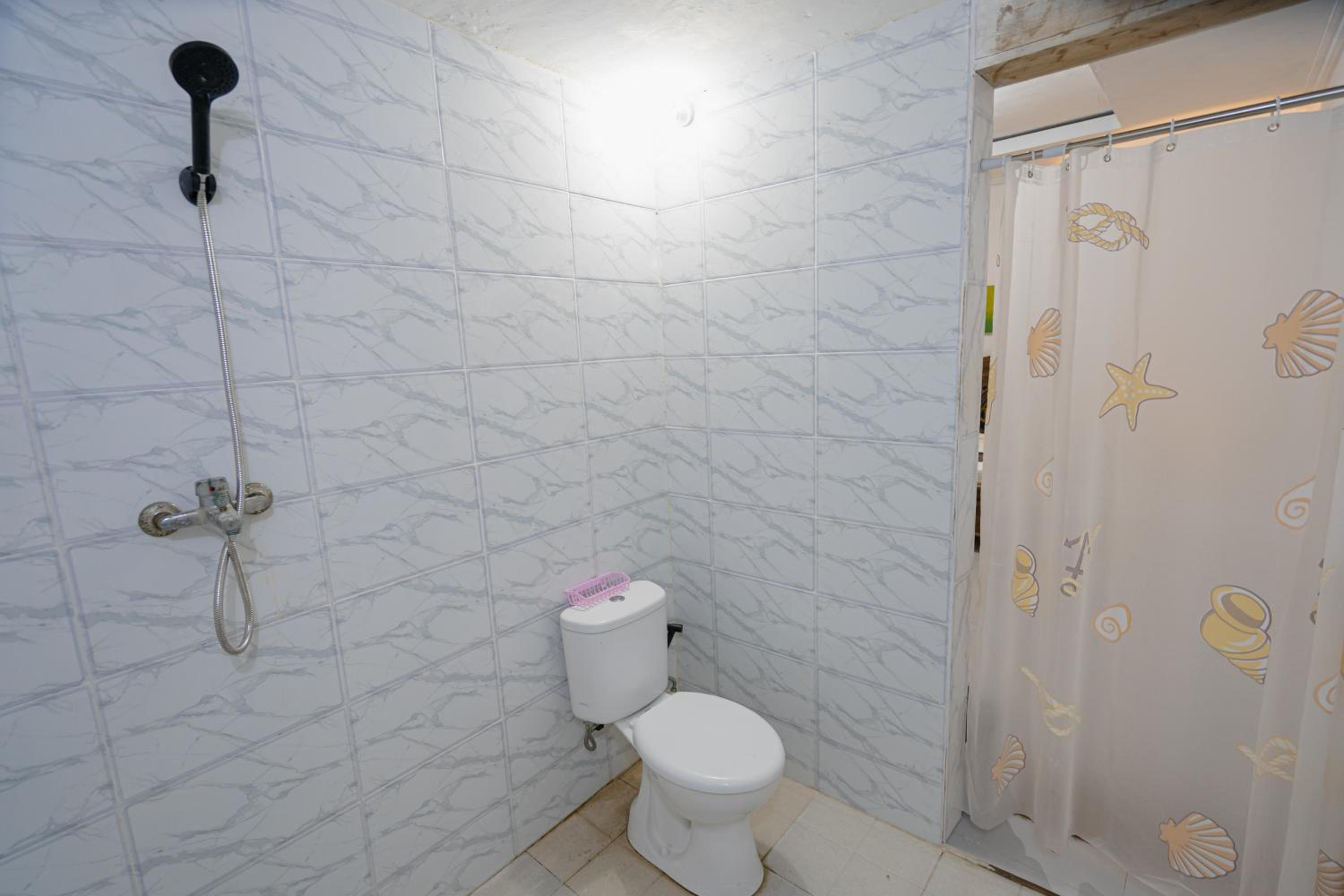 Double Room with Garden View - Photo 3