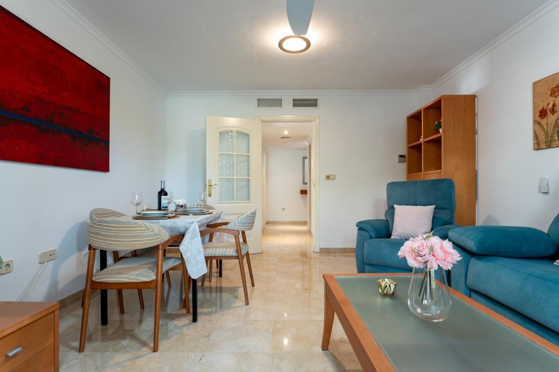 Apartamento de una habitación con terraza