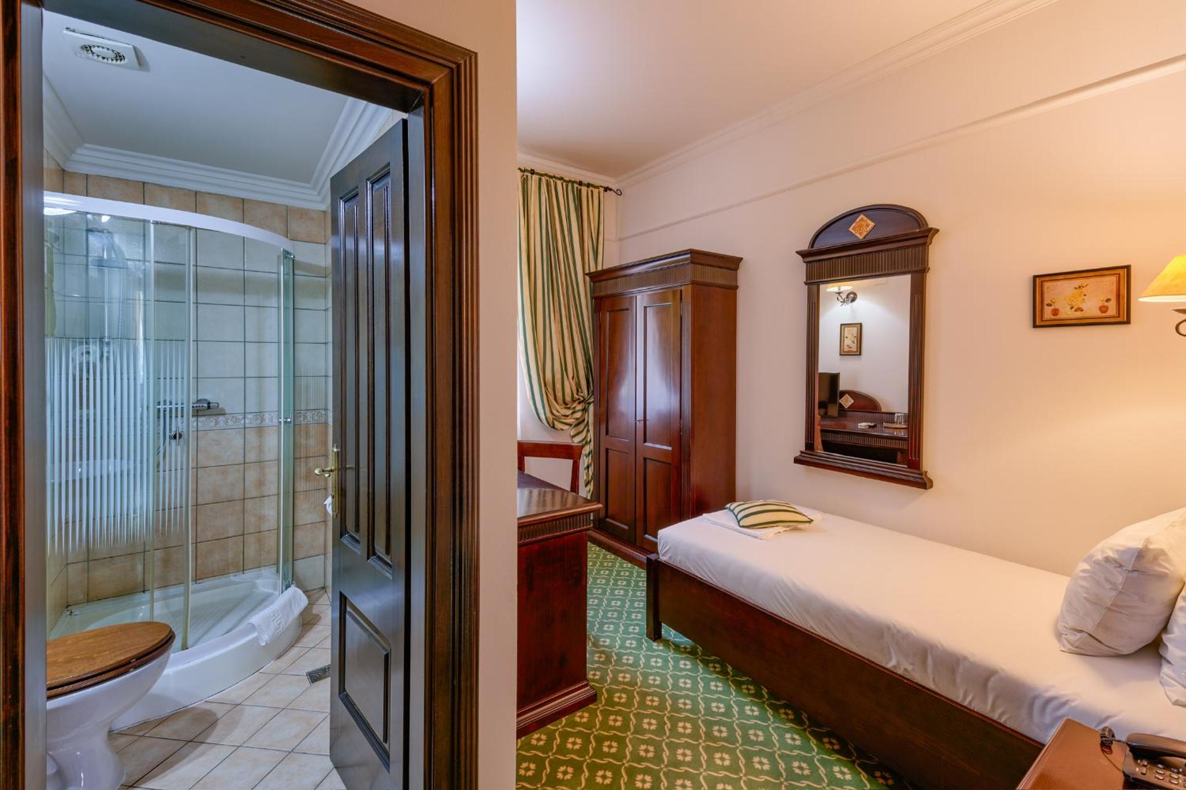 Single Room