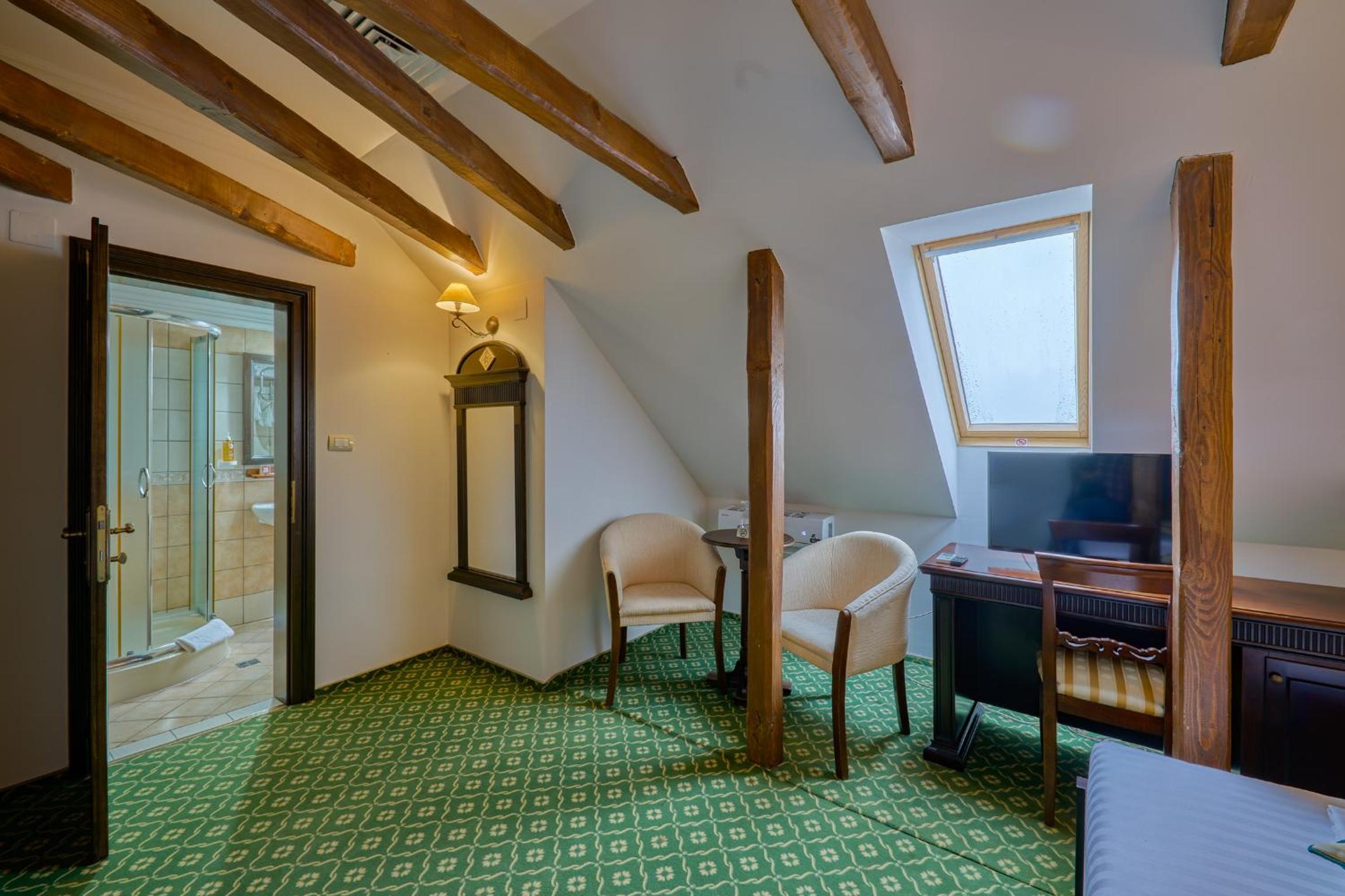 Triple Room - Photo 5