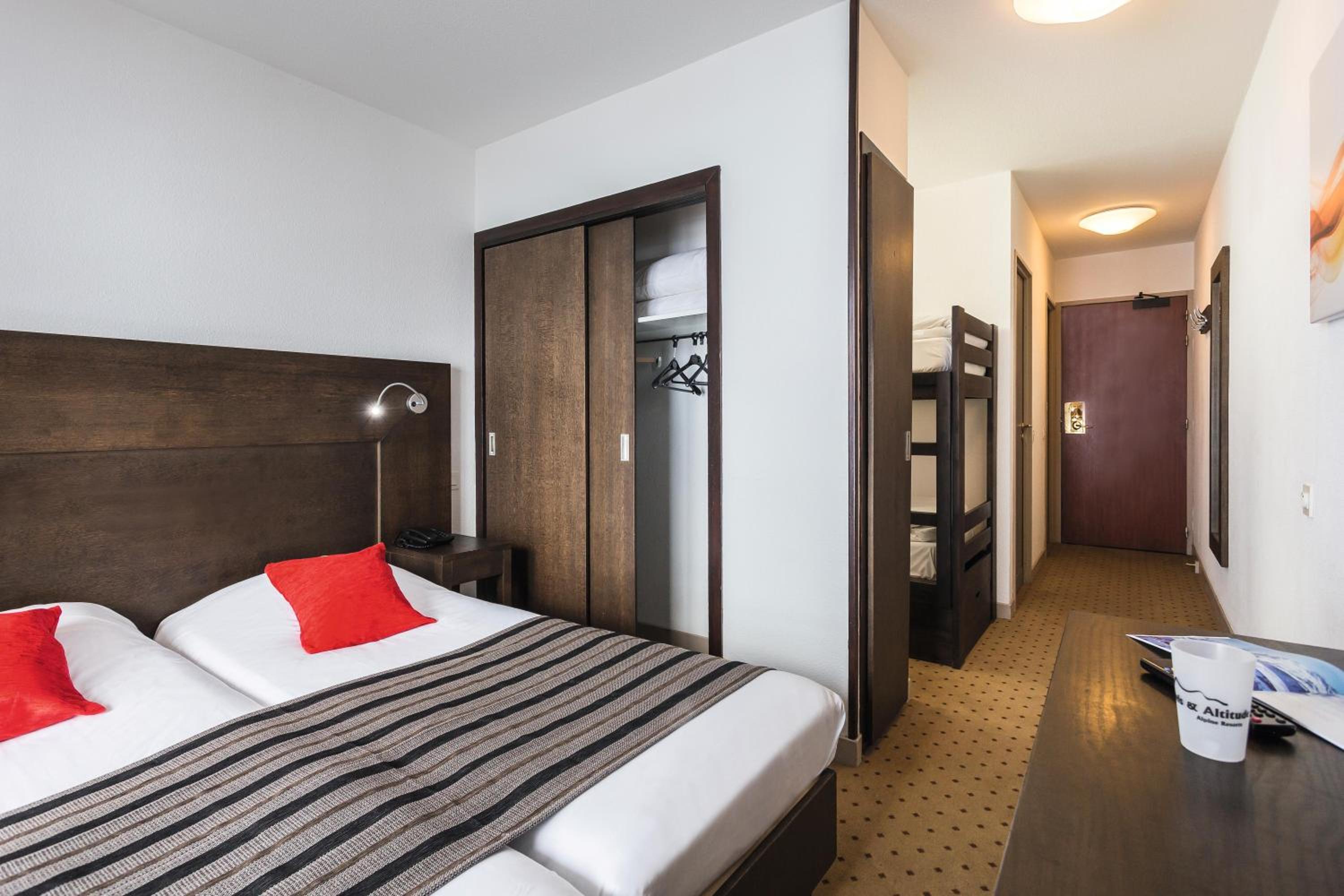Quadruple Room with Balcony