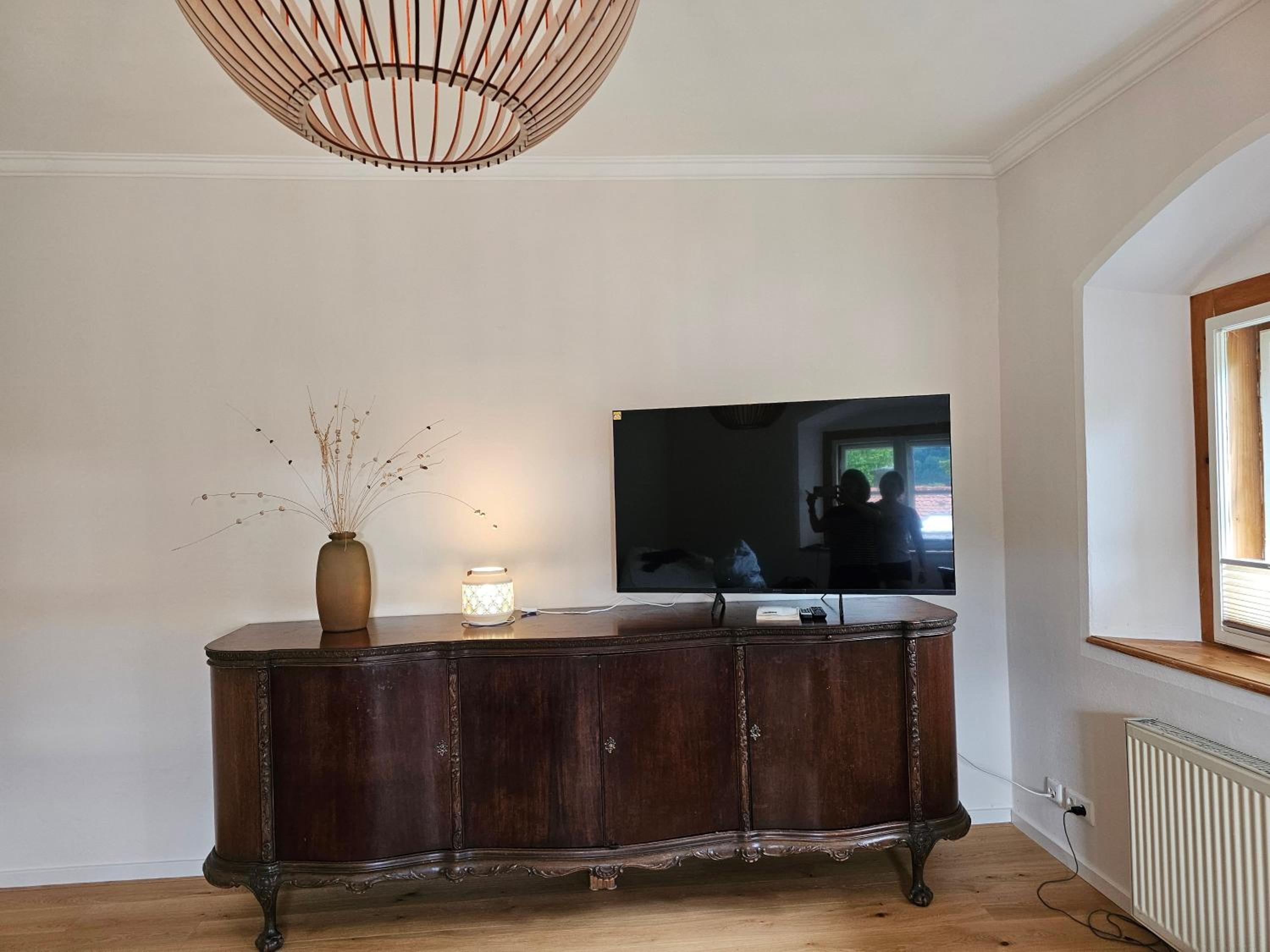 One-Bedroom Apartment with Balcony and Terrace photo 3