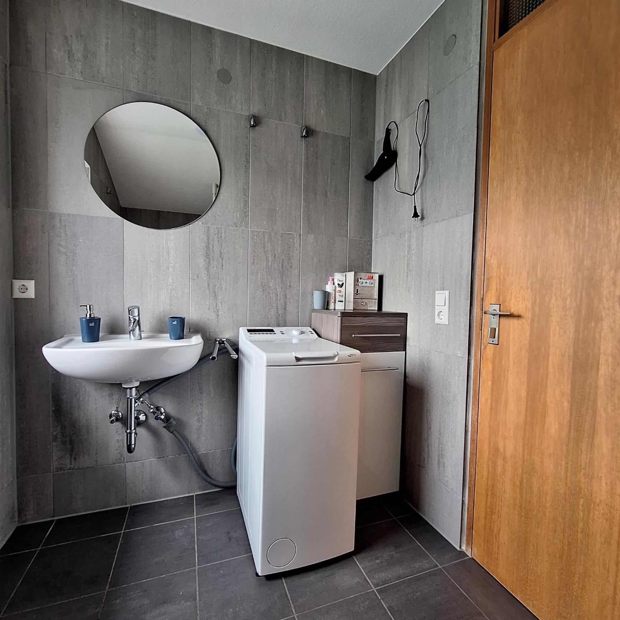 Triple Room with Shared Bathroom photo 2