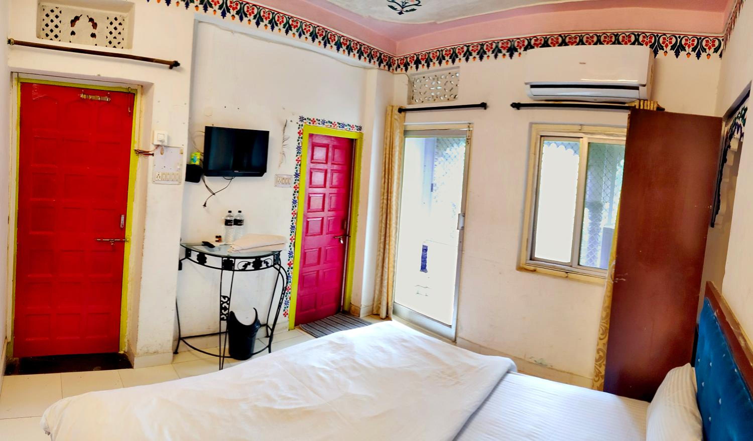 Standard Double Room photo 3