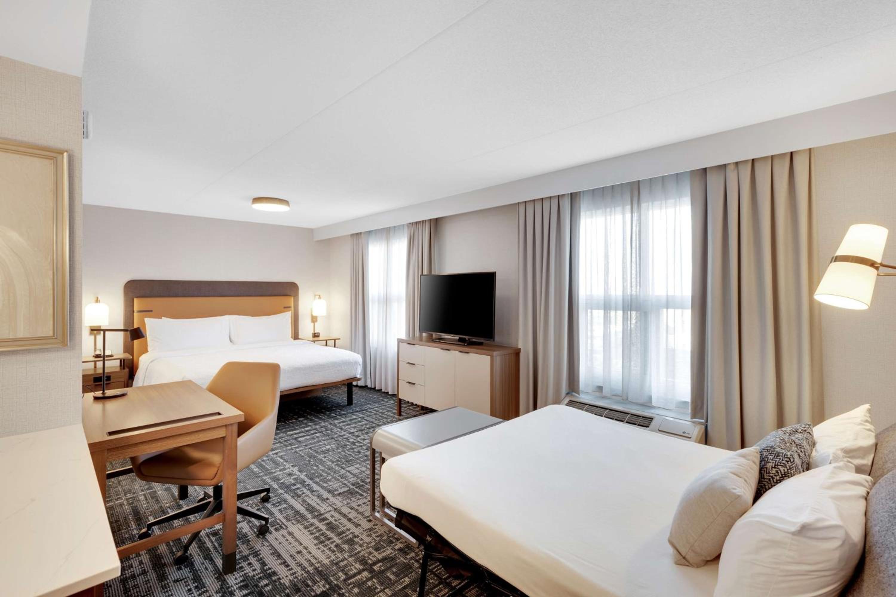 King Studio Suite - Non-Smoking - Photo 6
