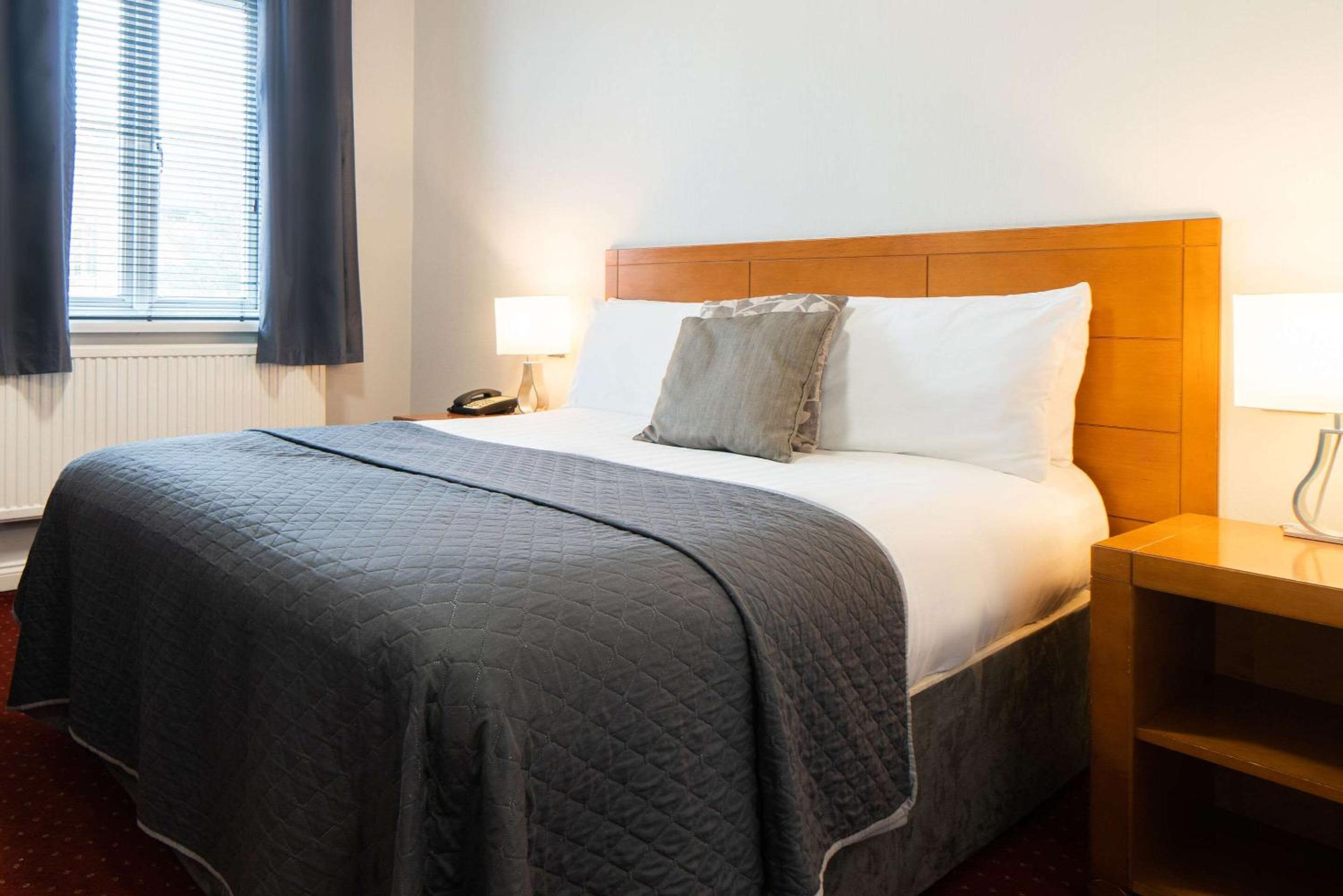 Standard Double Room - Photo 2
