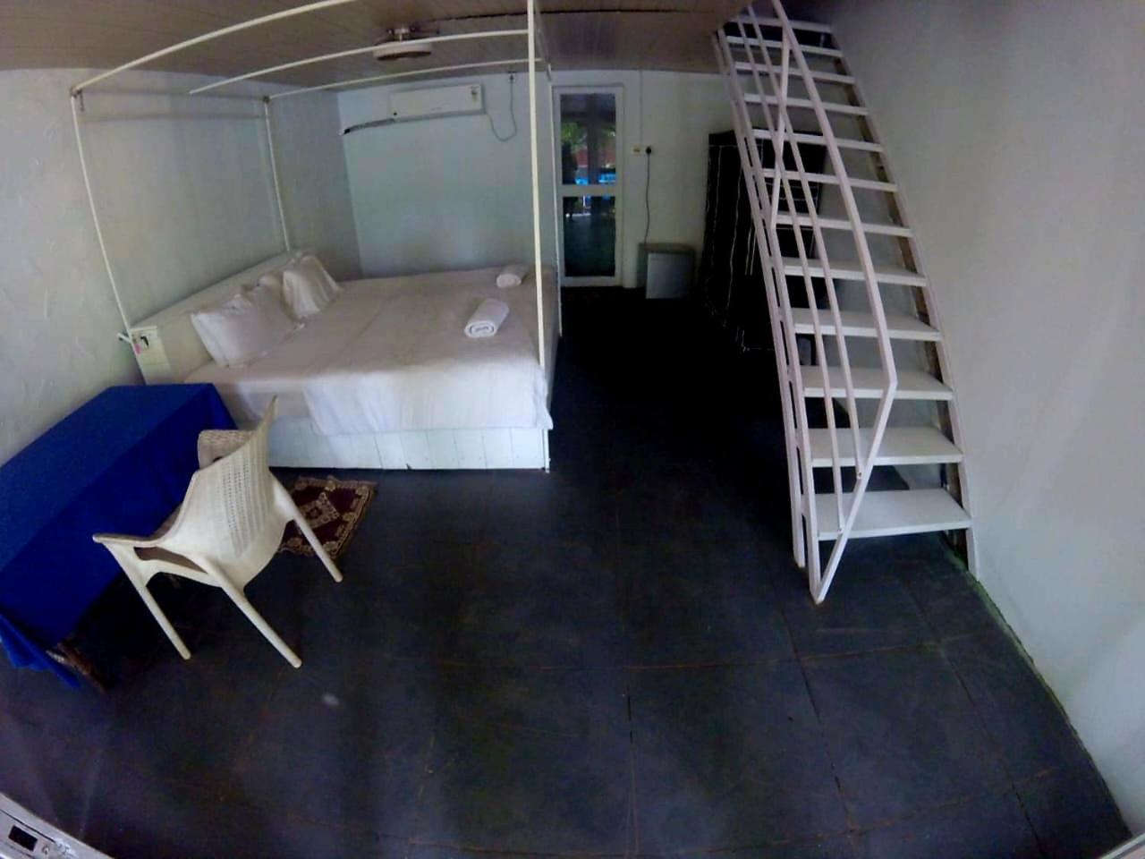 Family Room With Private Bathroom photo 1