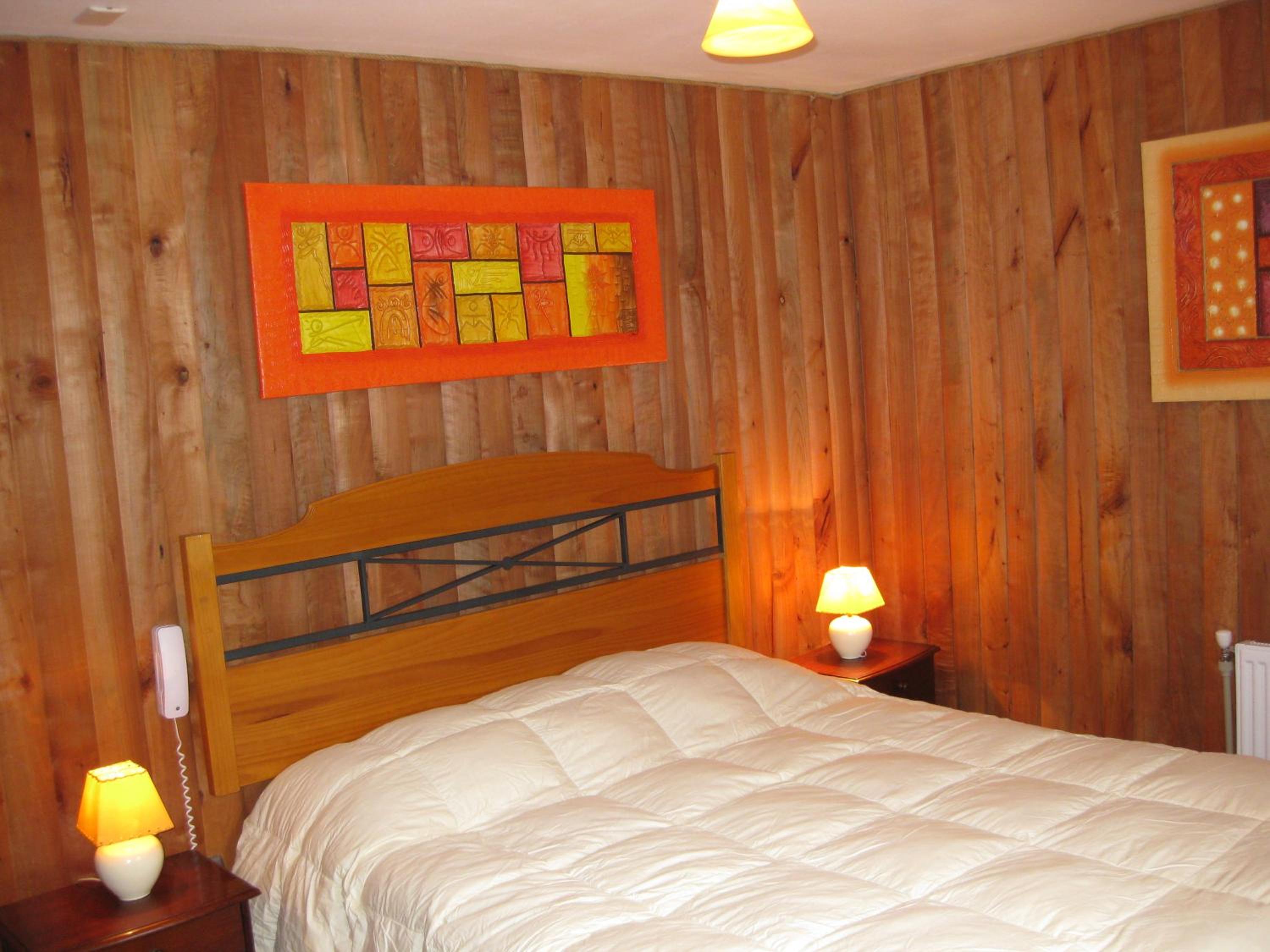 Superior Bungalow photo 1