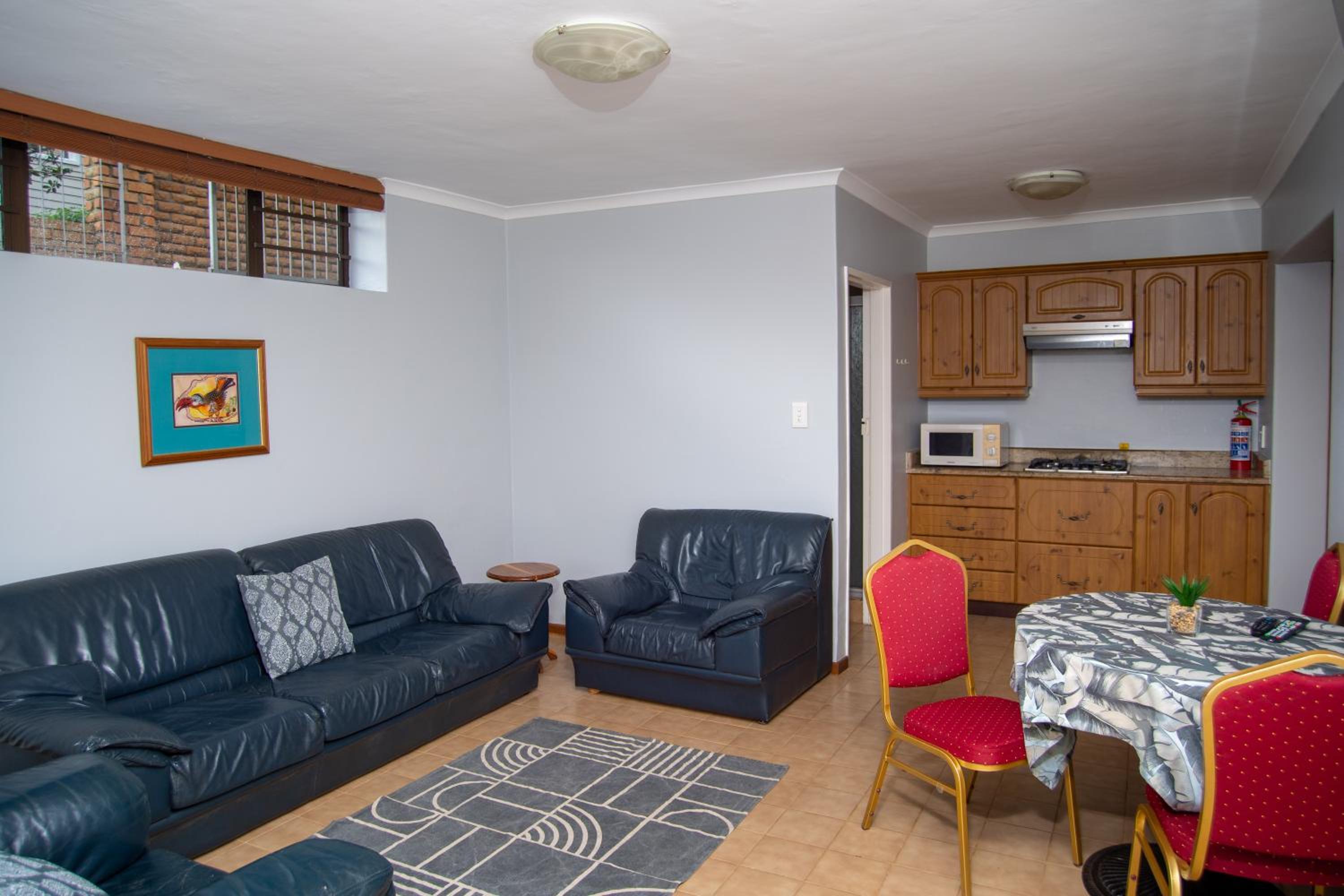 Classic Apartment photo 3