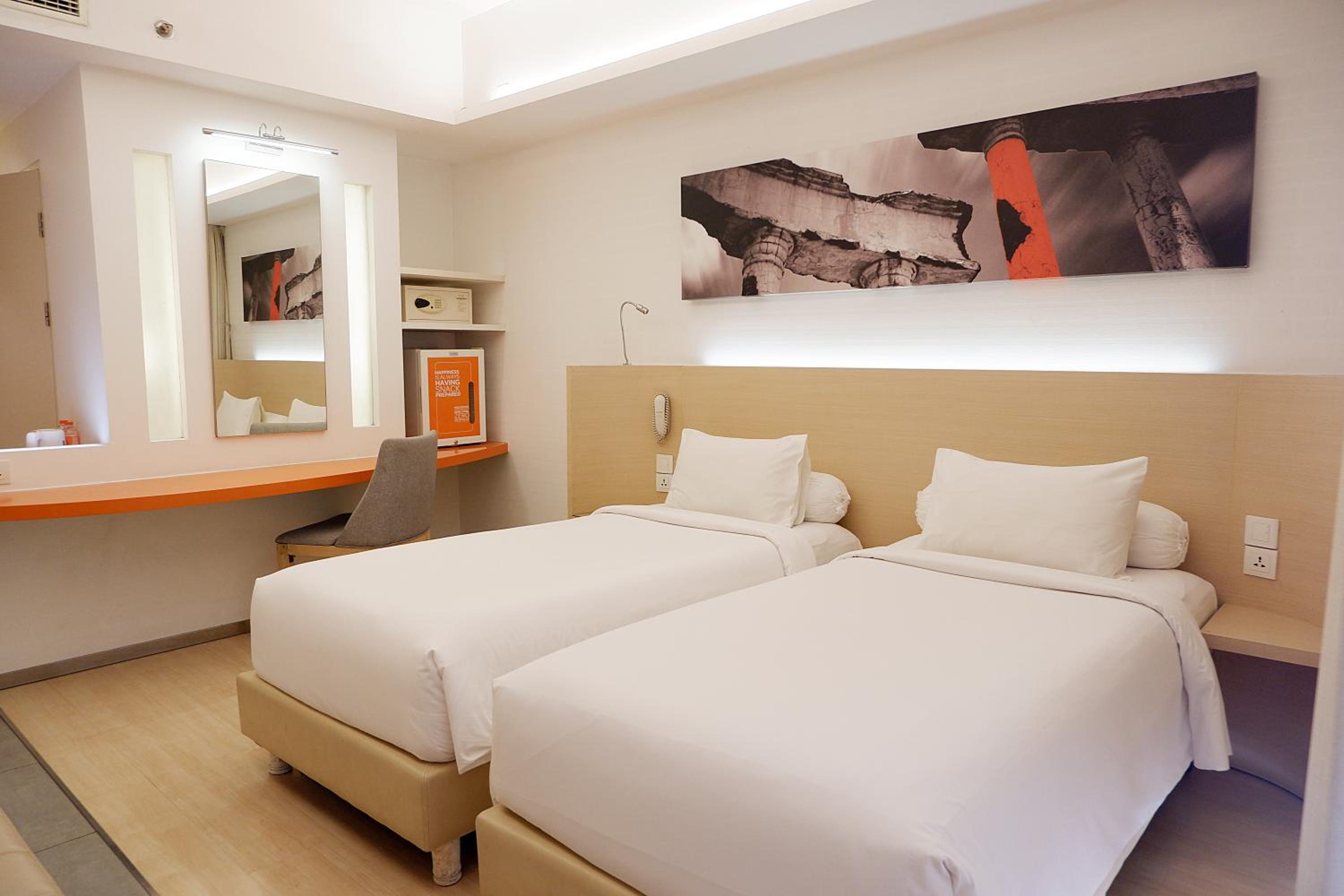 HARRIS Deluxe Room photo 3