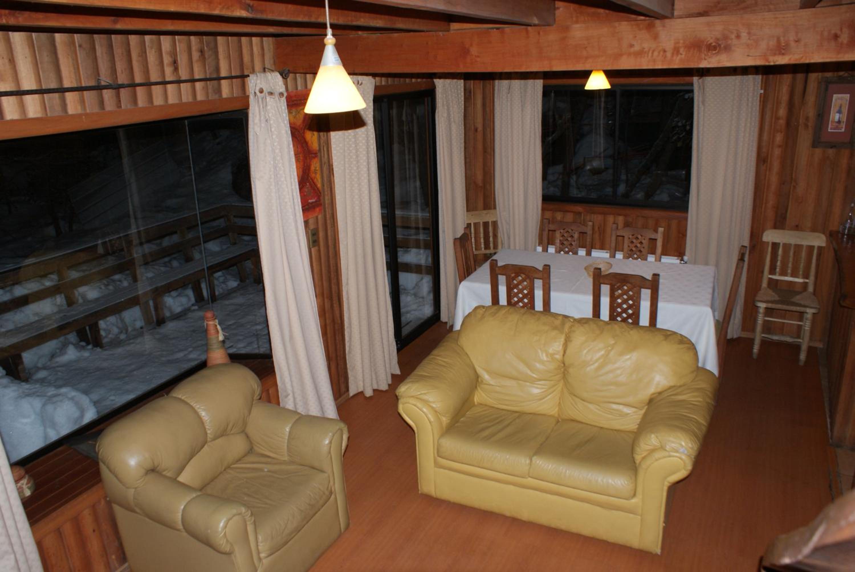 Bungalow (6 Adults) photo 1