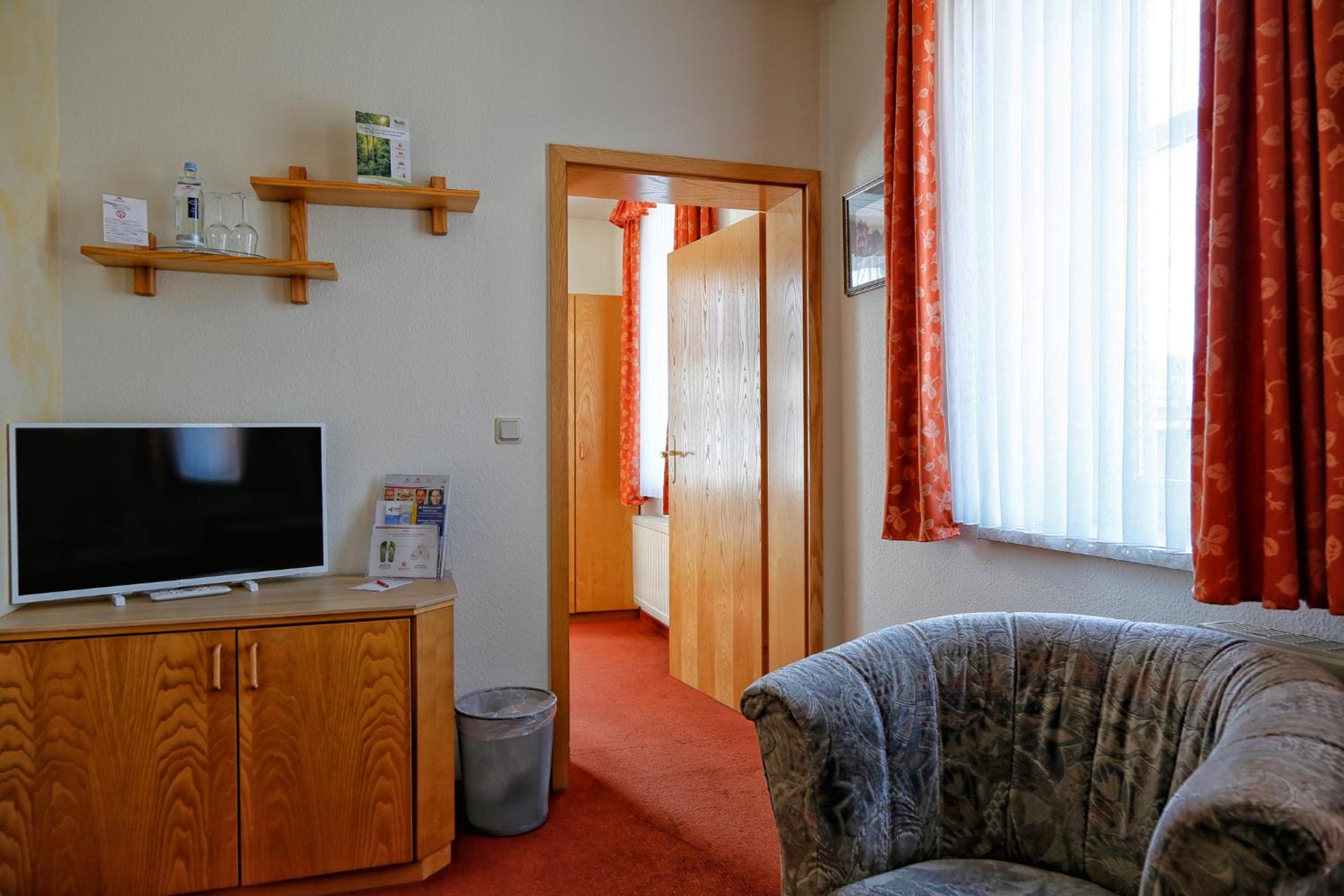 Apartment photo 3