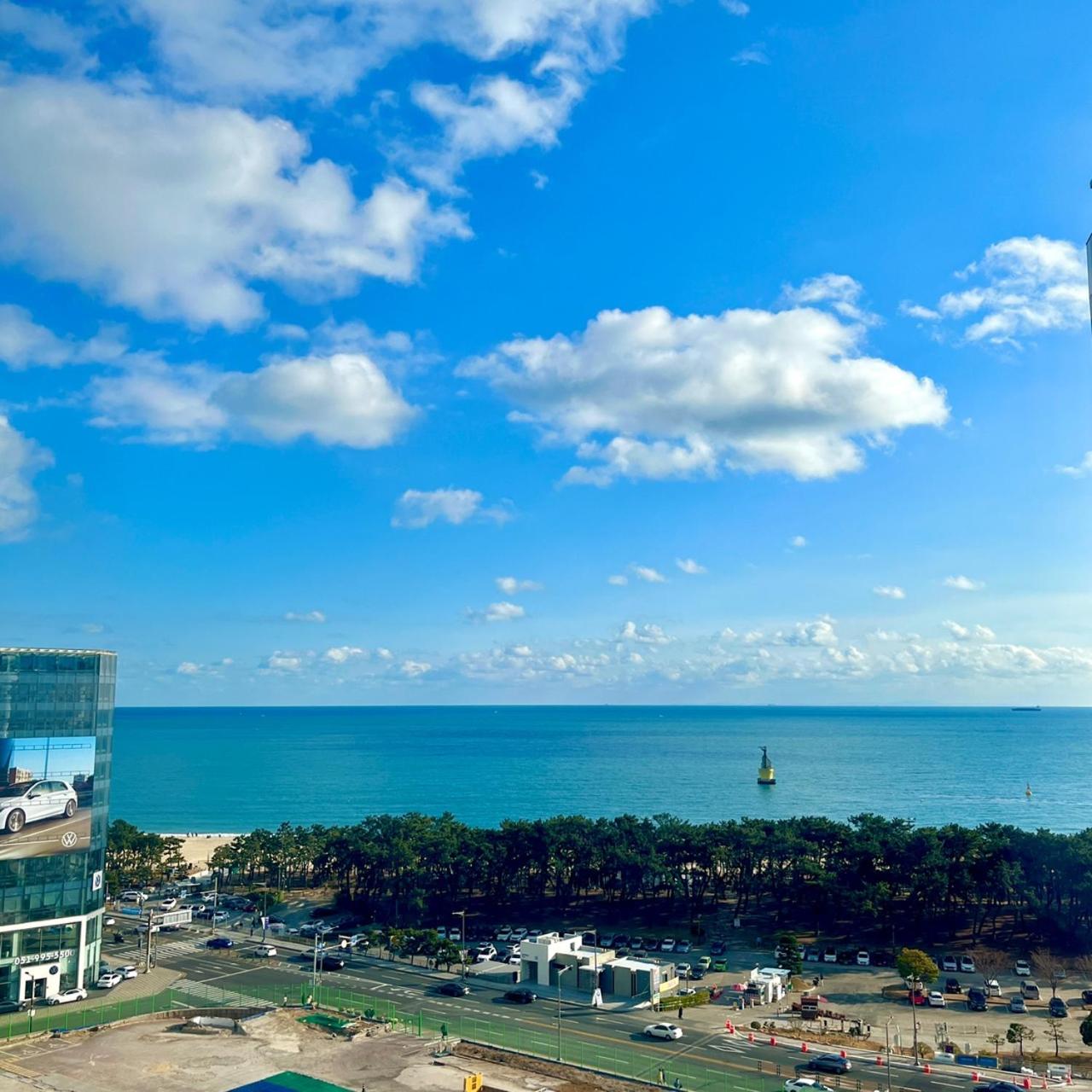  Deluxe Family Twin One Room with Half Ocean View photo 3