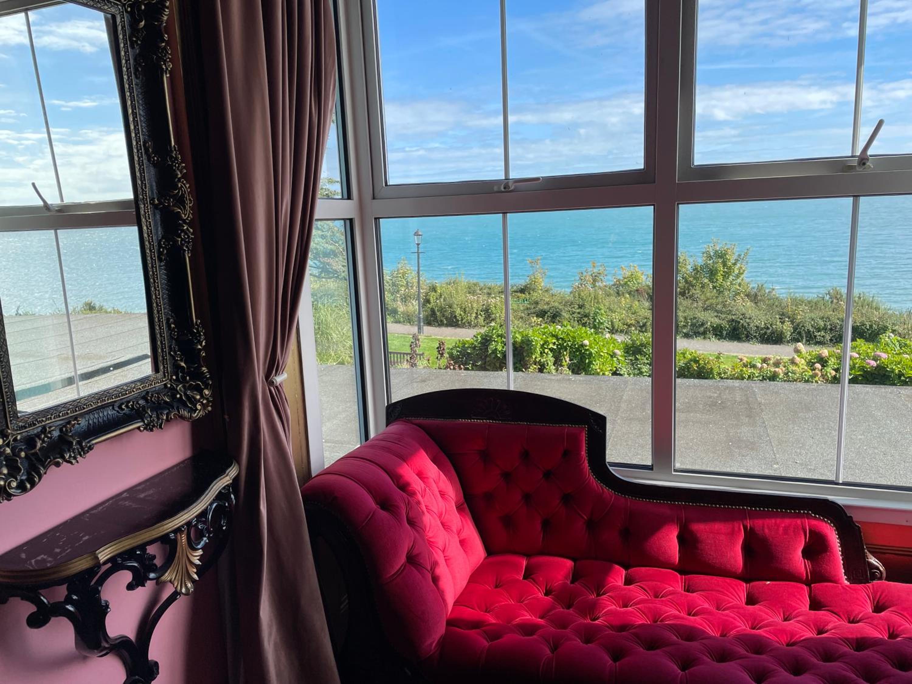 Deluxe Double Room with Sea View - Photo 20