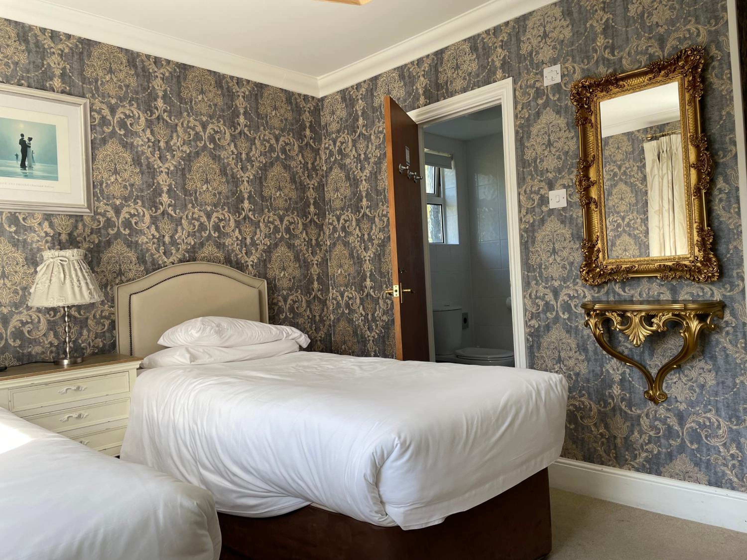 Deluxe Twin Room - Photo 1