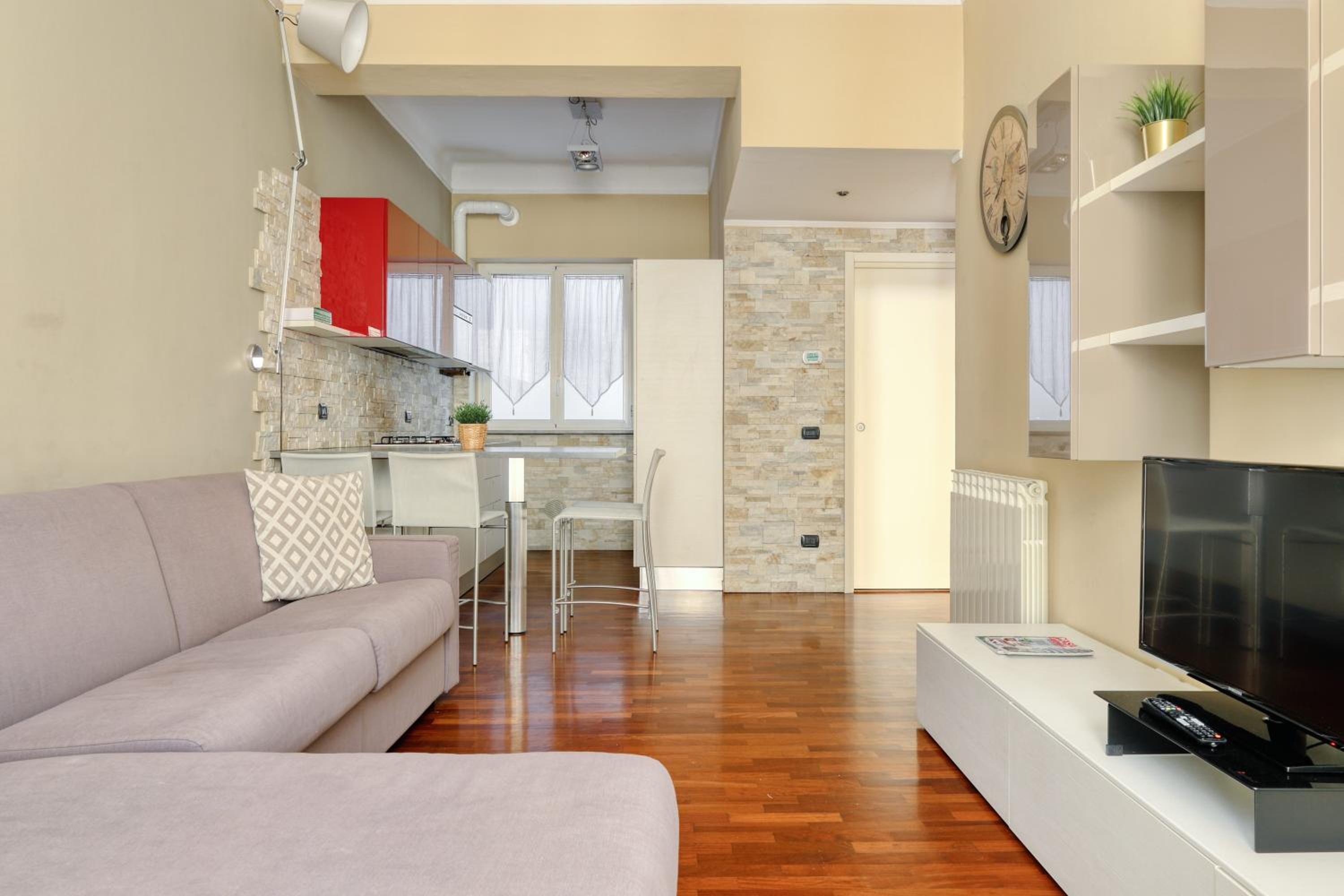 One-Bedroom Apartment