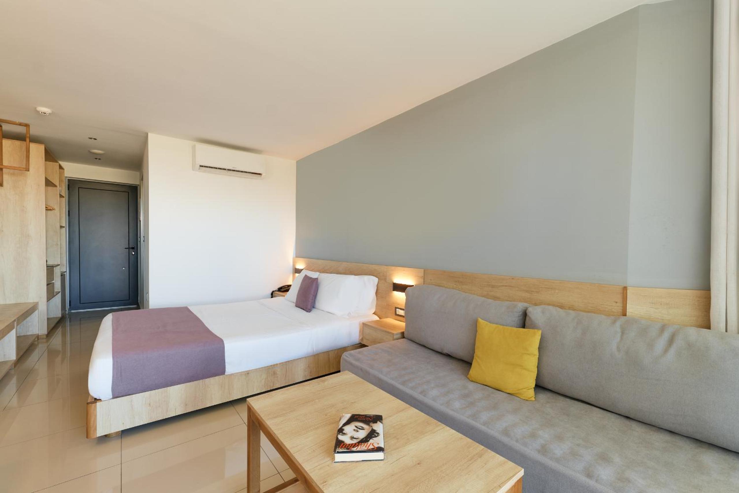 Standard Double Room with Side View