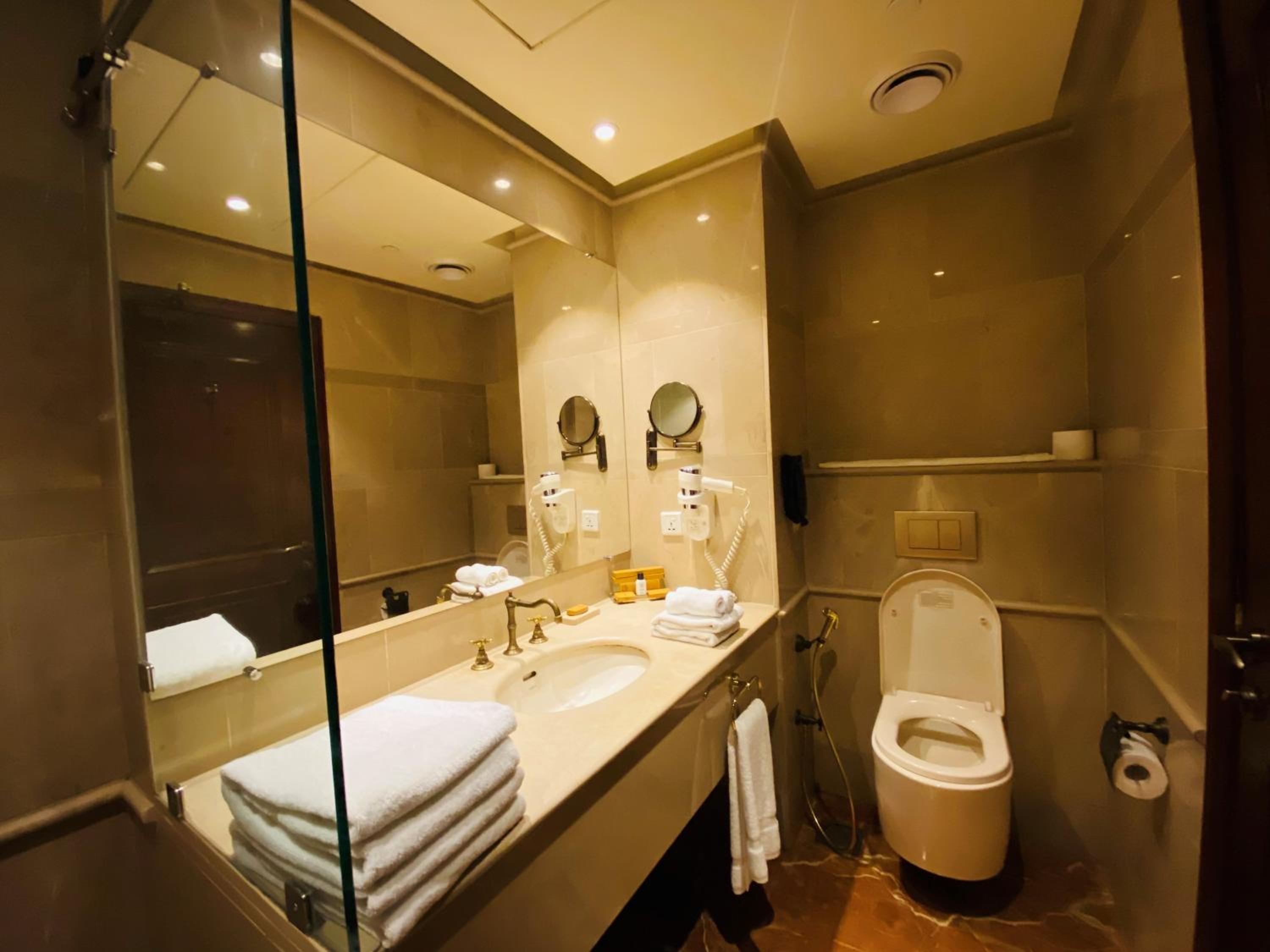 Deluxe Twin Room - Photo 4