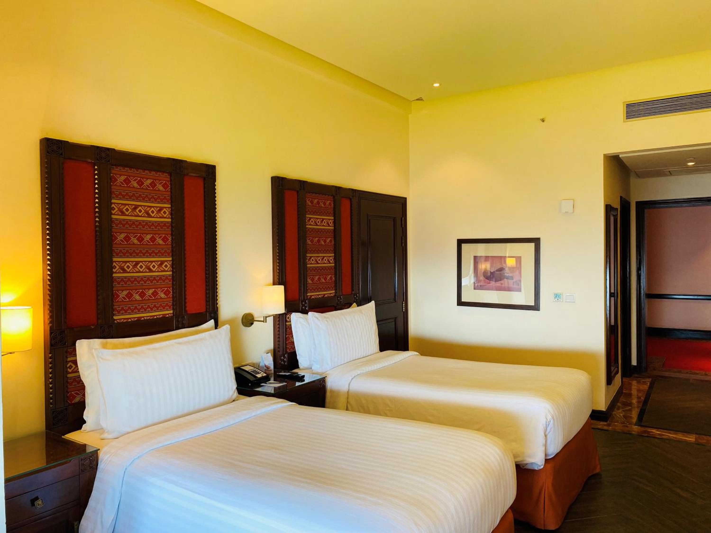 Deluxe Twin Room - Photo 3