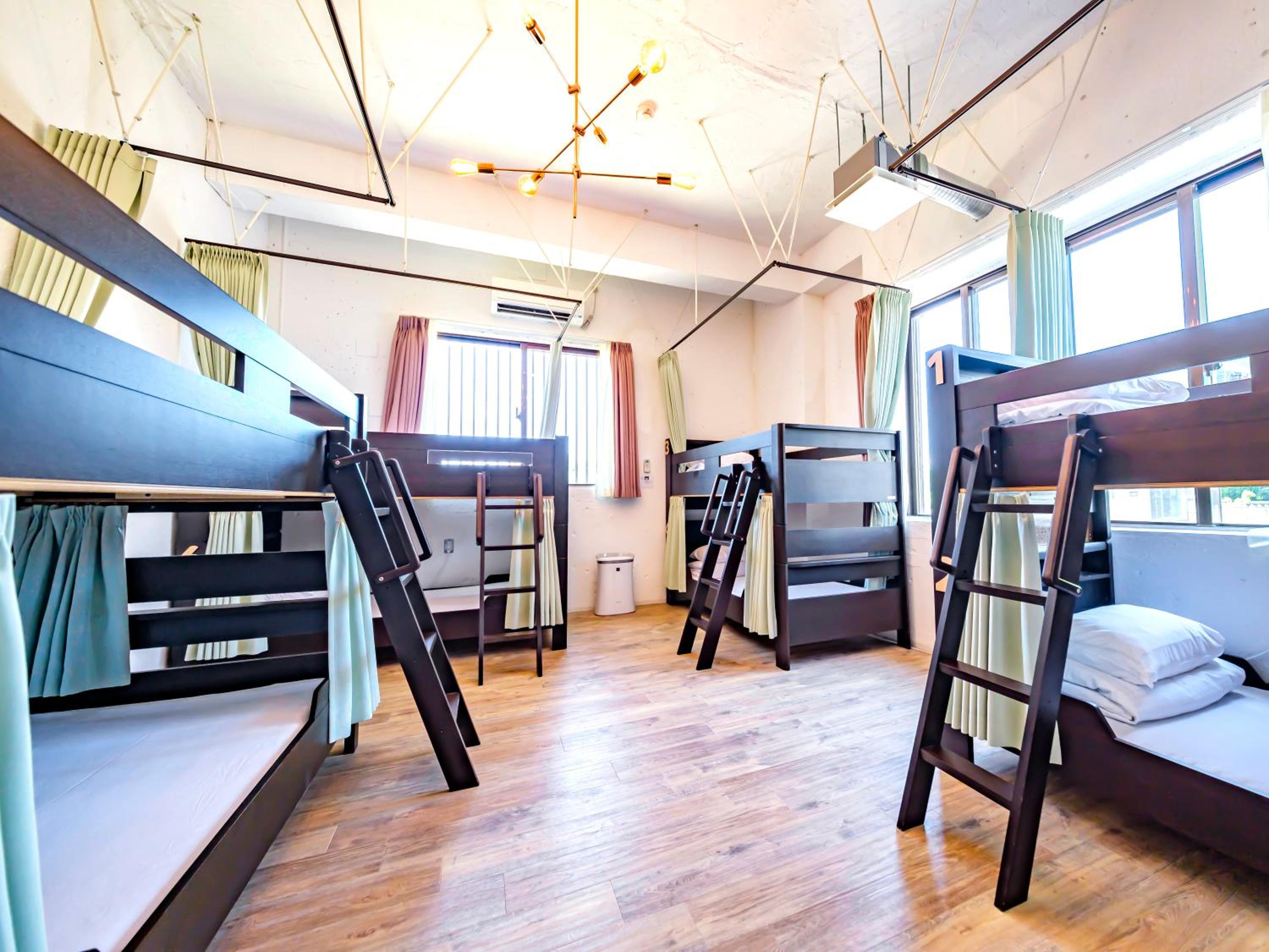 Bed in 8-Bed Mixed Dormitory Room