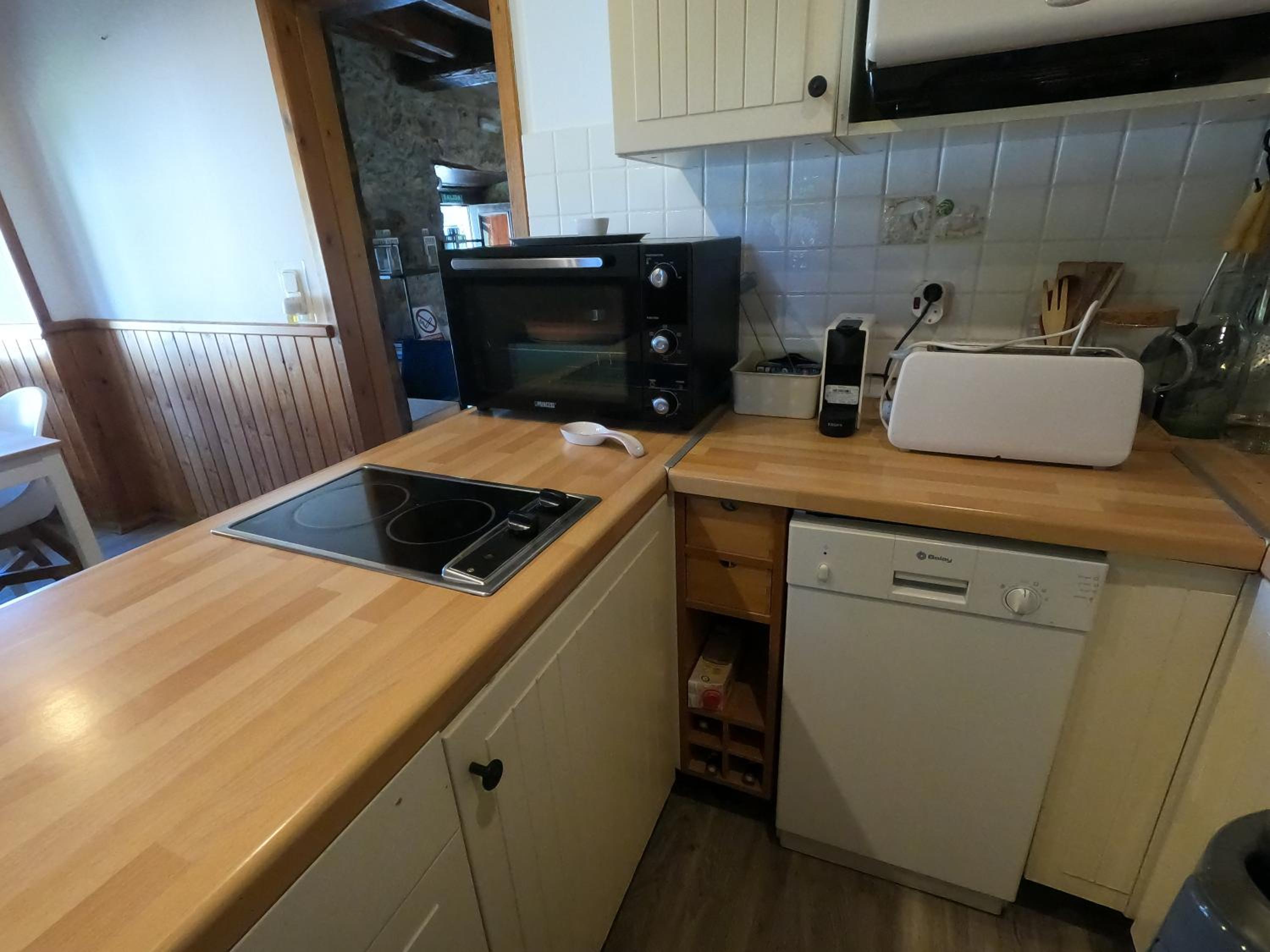 Three-Bedroom Chalet photo 2