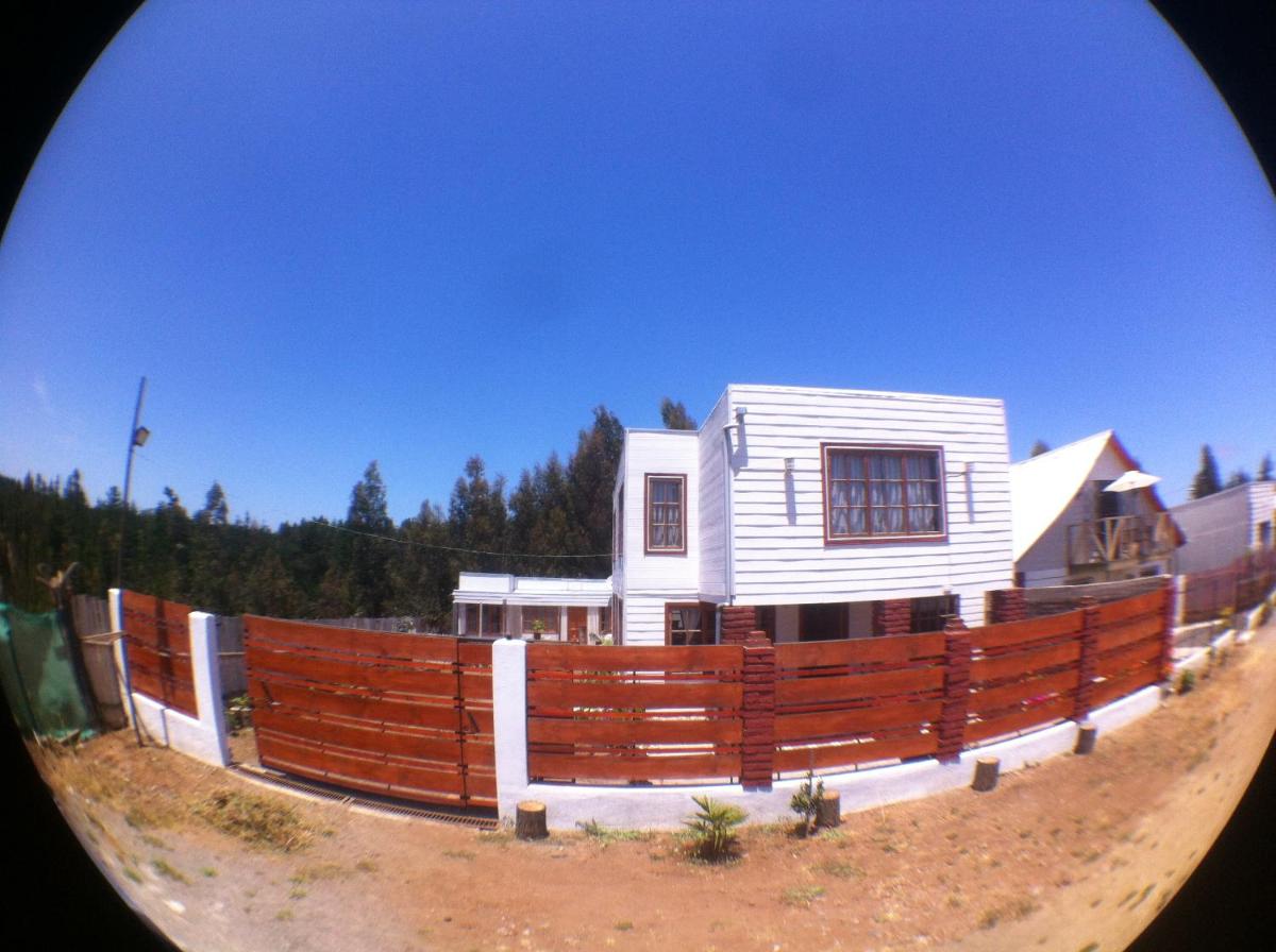 Four-Bedroom House photo 3