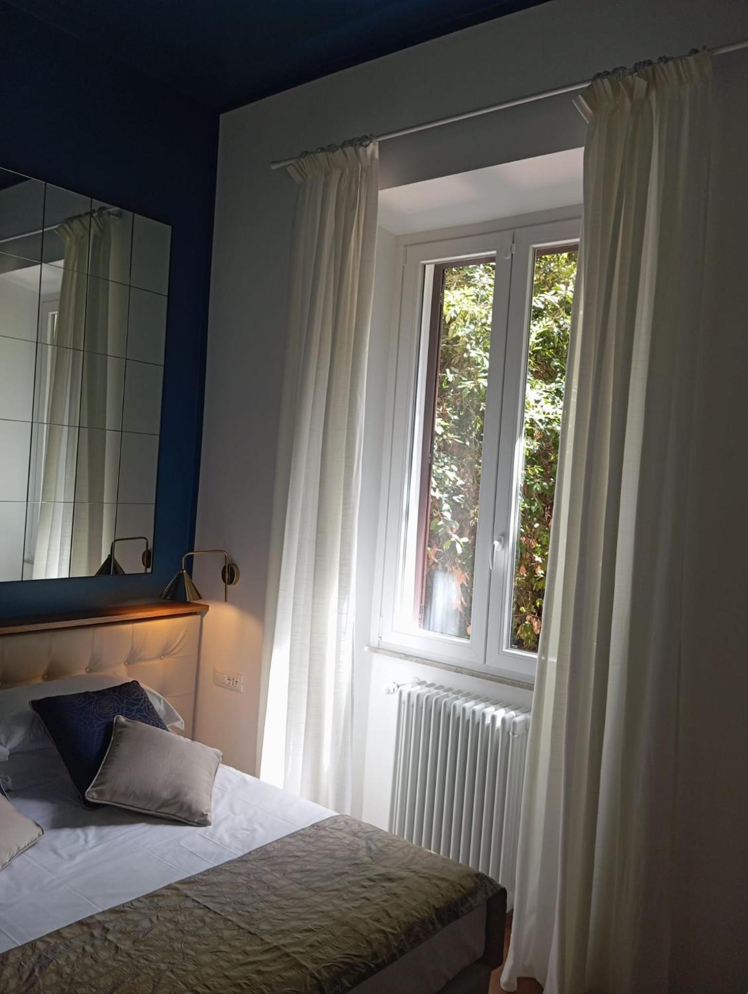 Double Room with Private Bathroom photo 3