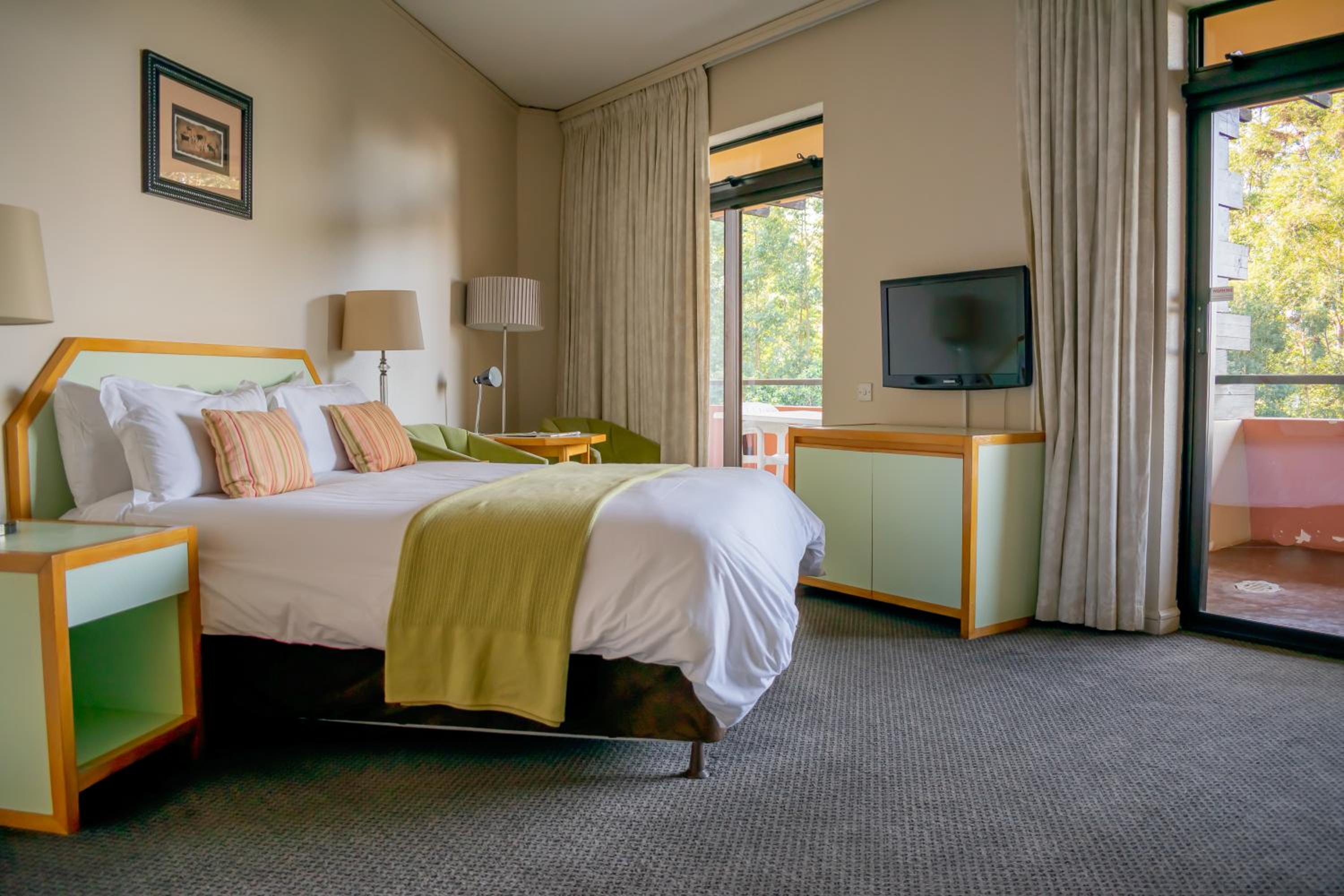 Superior Queen Room photo 1
