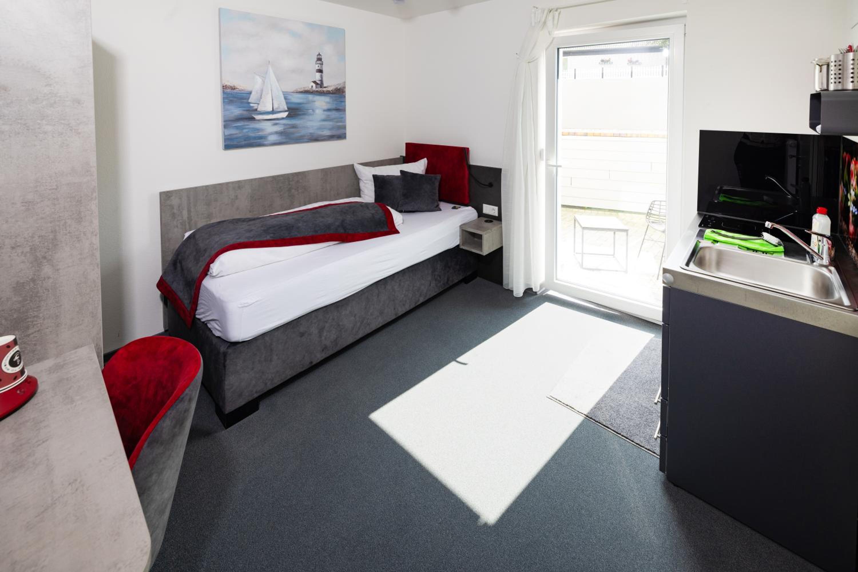 Single Room photo 2