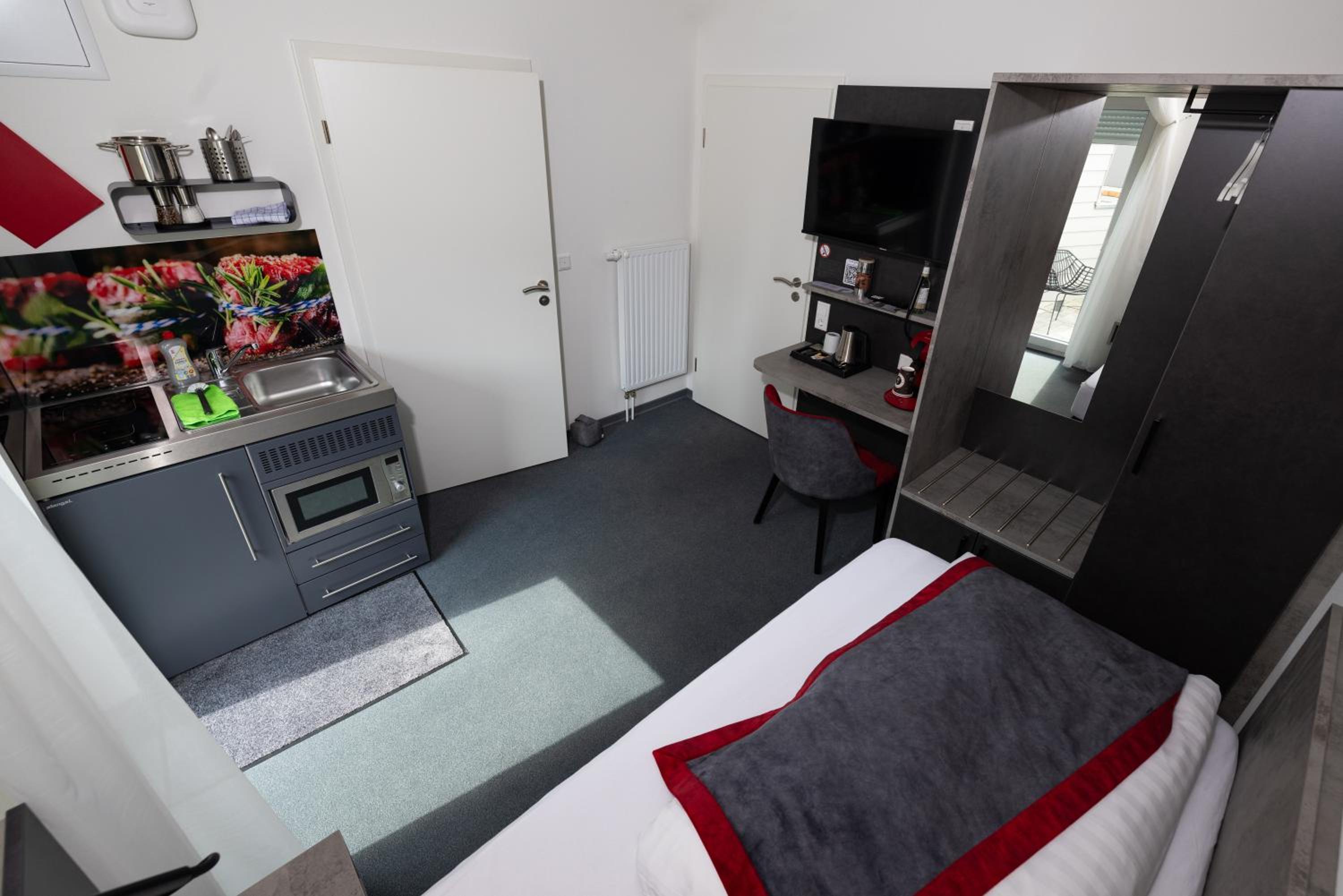 Single Room photo 3
