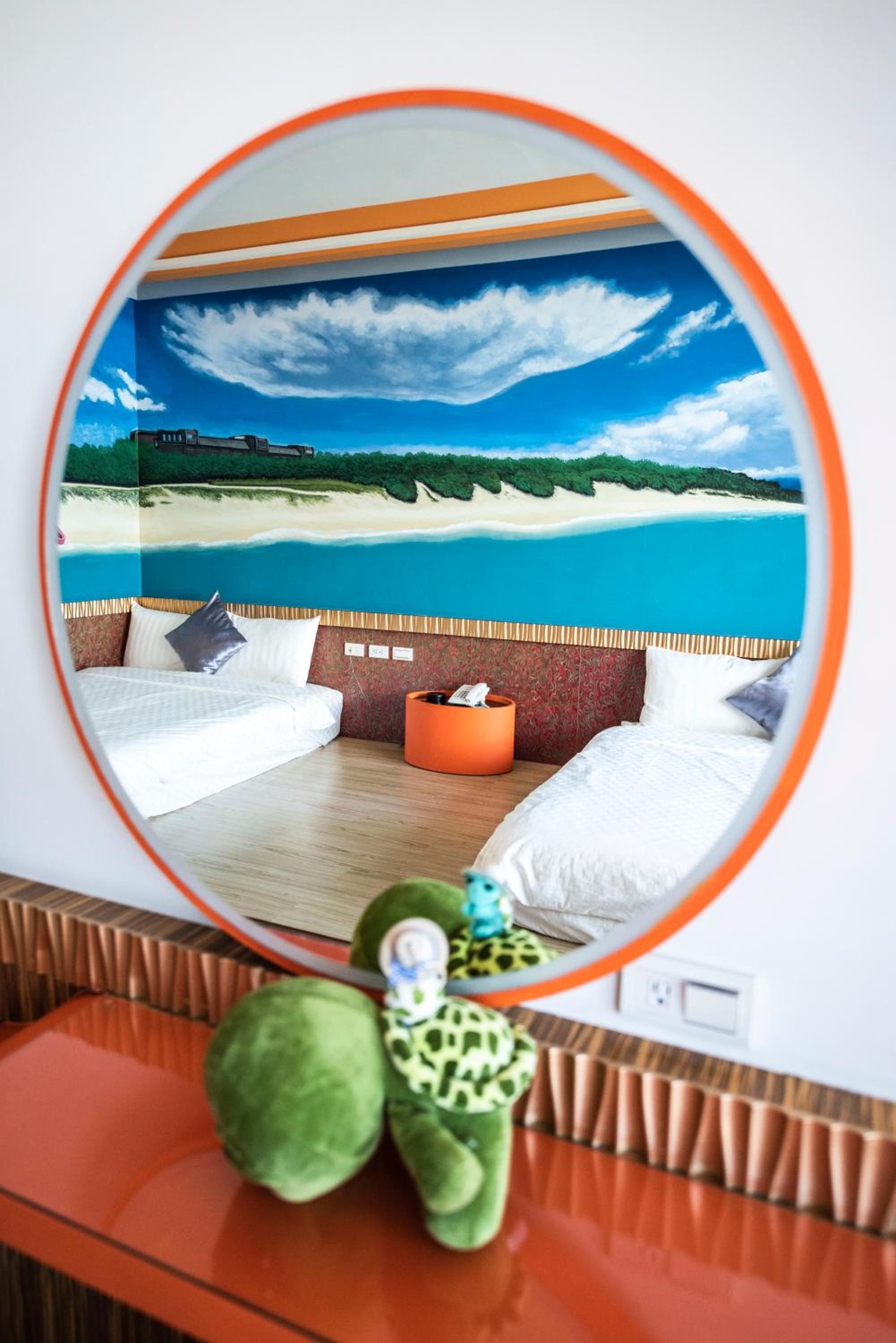 Deluxe Family Room with Sea View photo 2