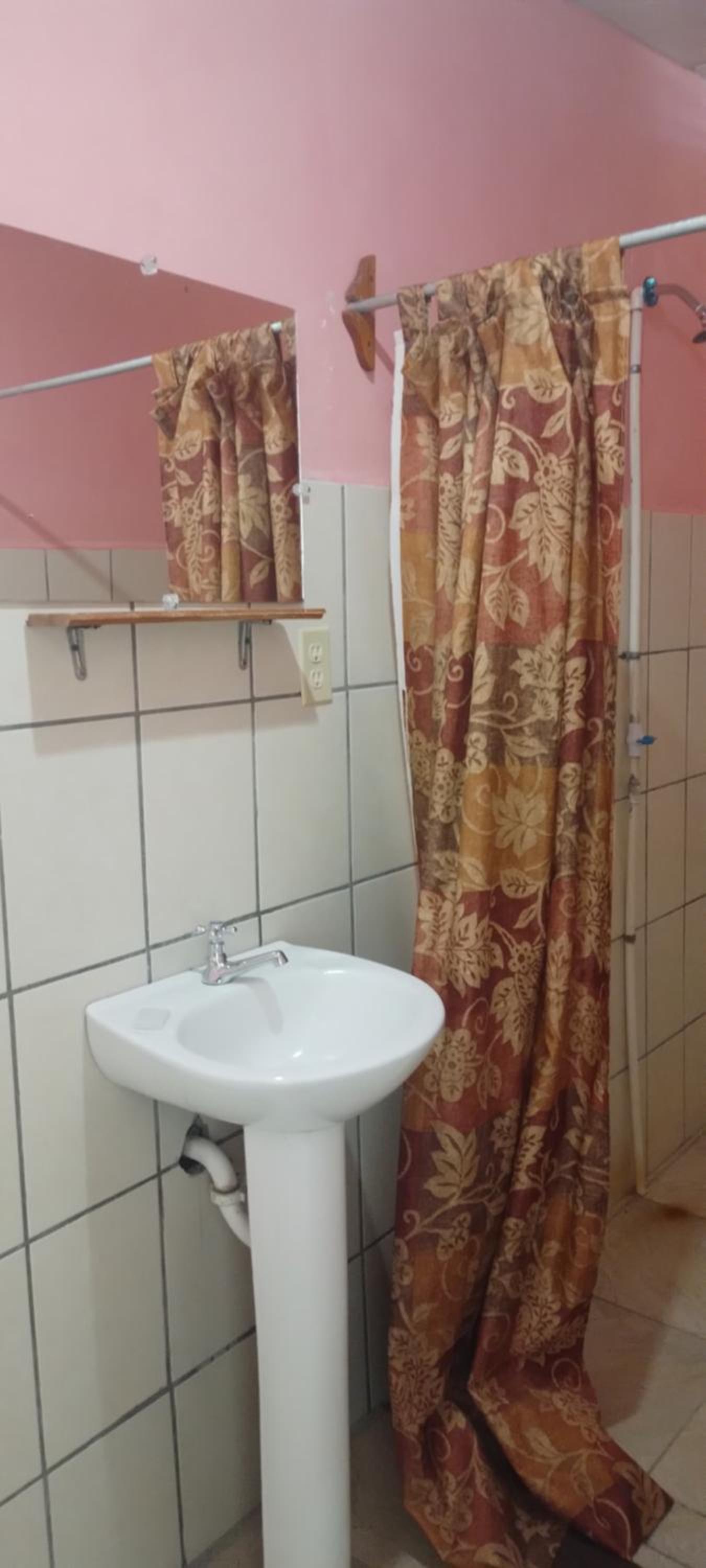 Double Room With Private Bathroom photo 2