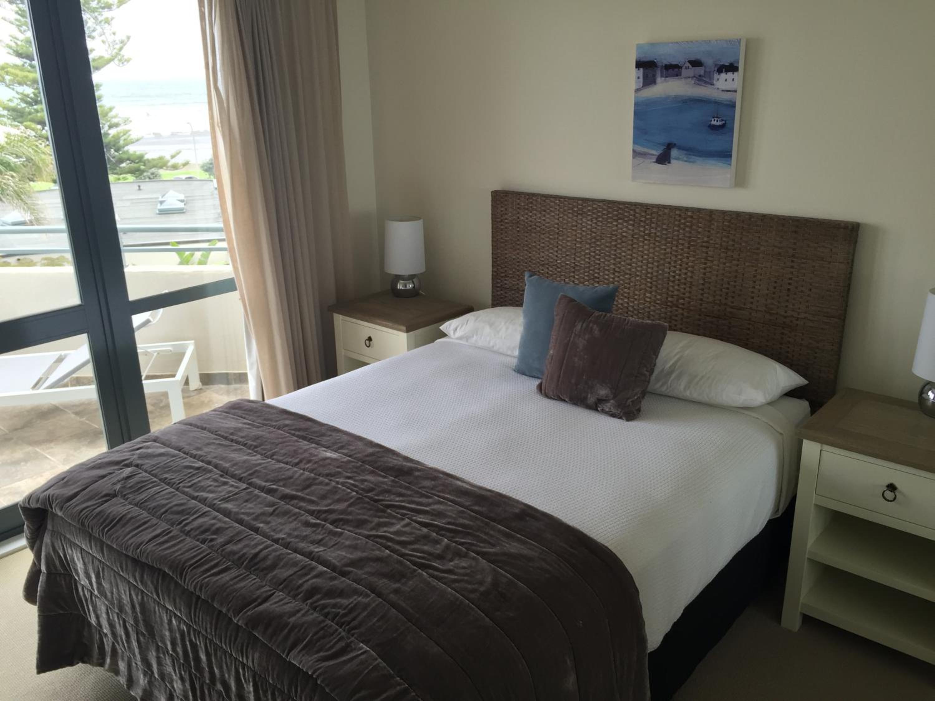 Deluxe Two-Bedroom Apartment