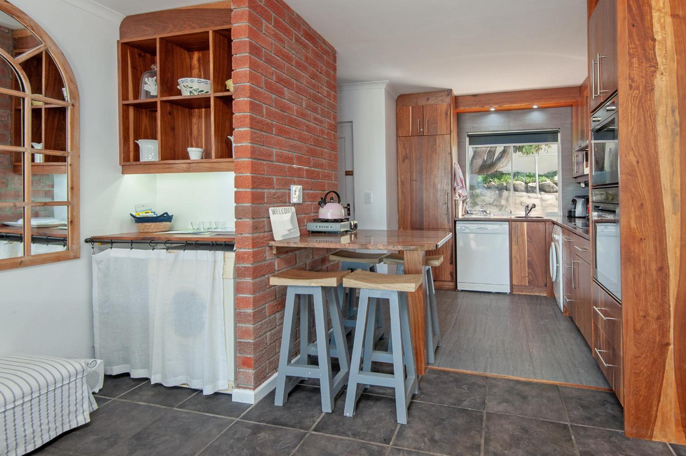 Apartment - Photo 12