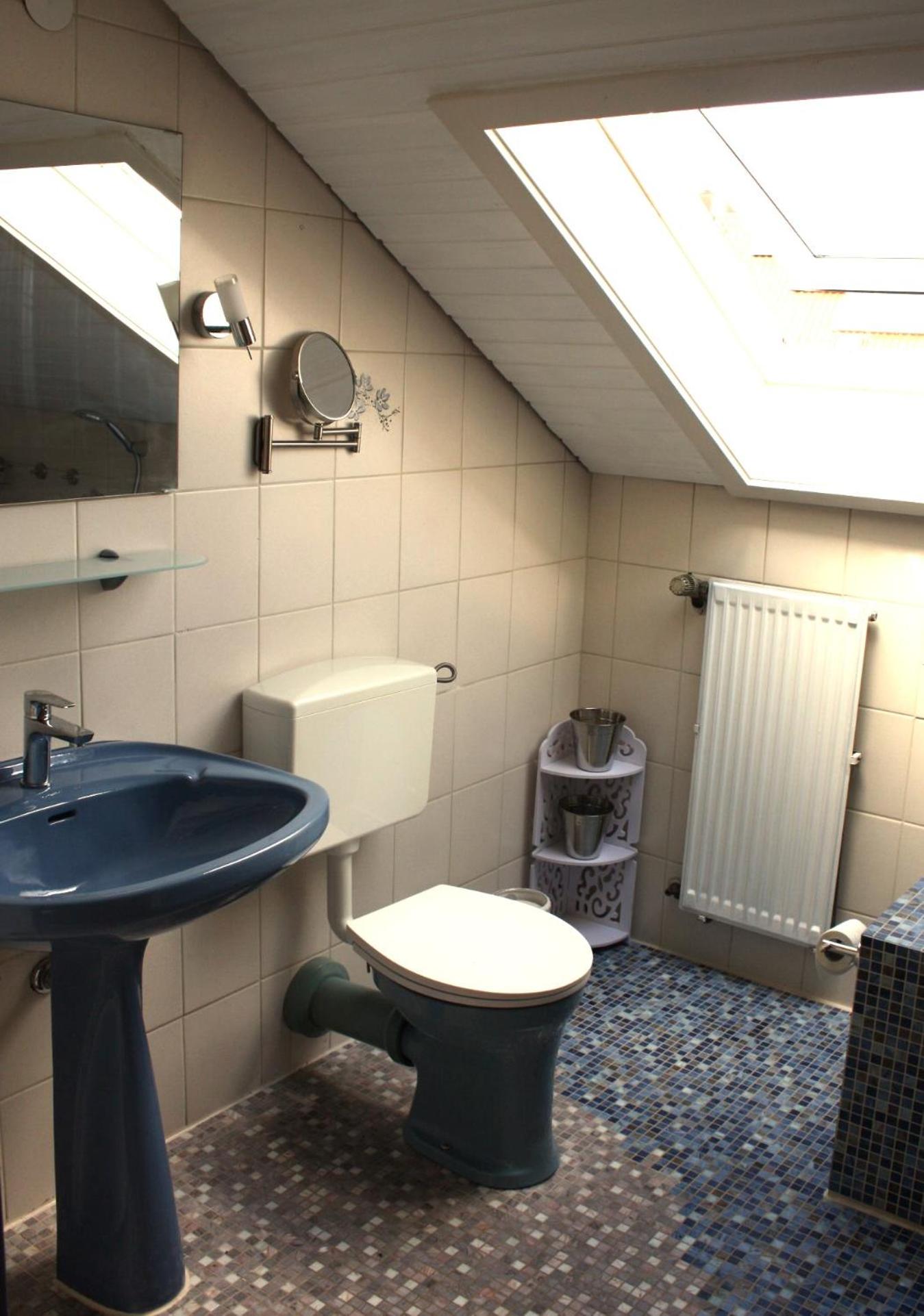 Two-Bedroom Apartment with Balcony photo 3