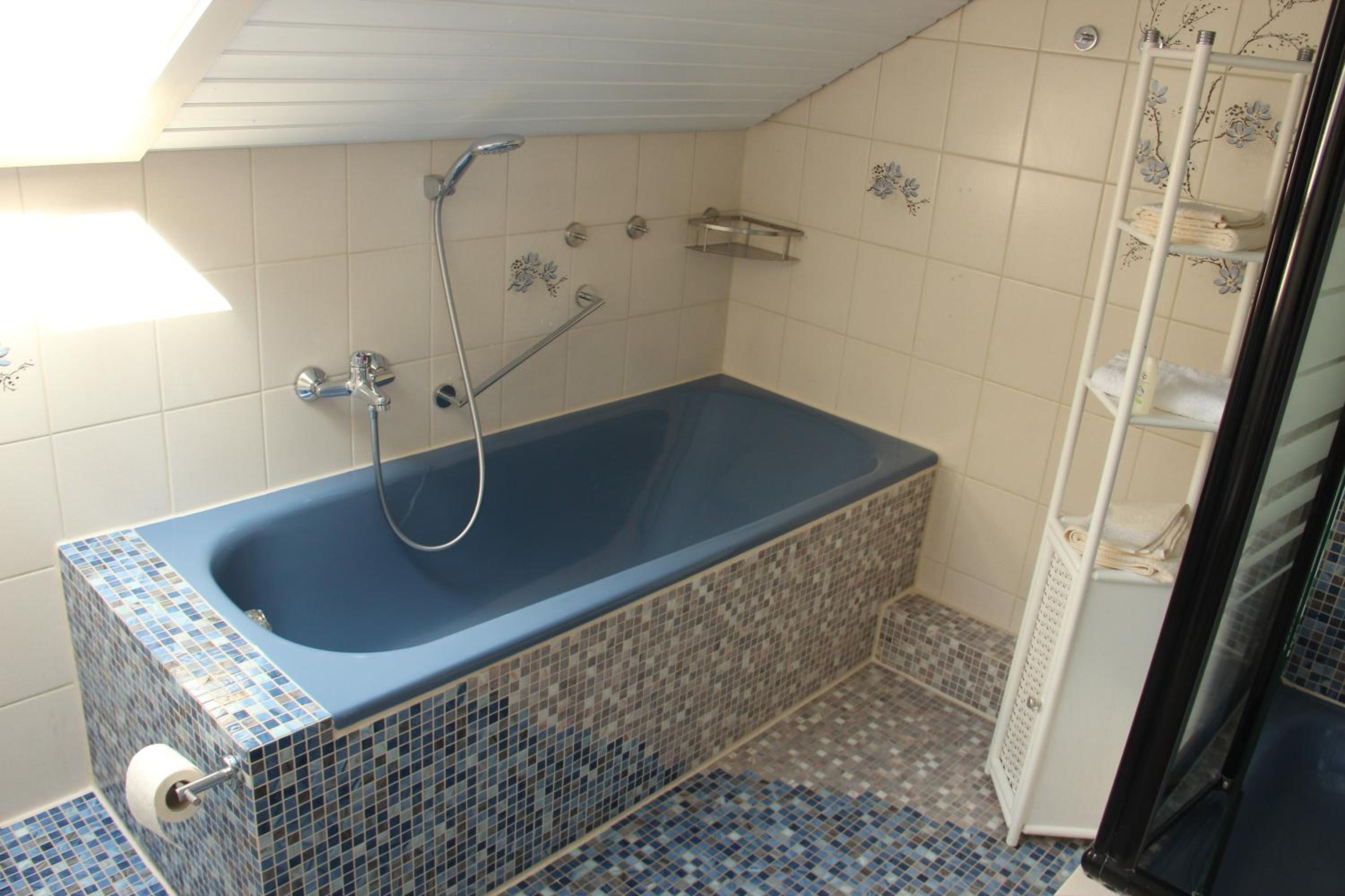 Two-Bedroom Apartment with Balcony photo 2