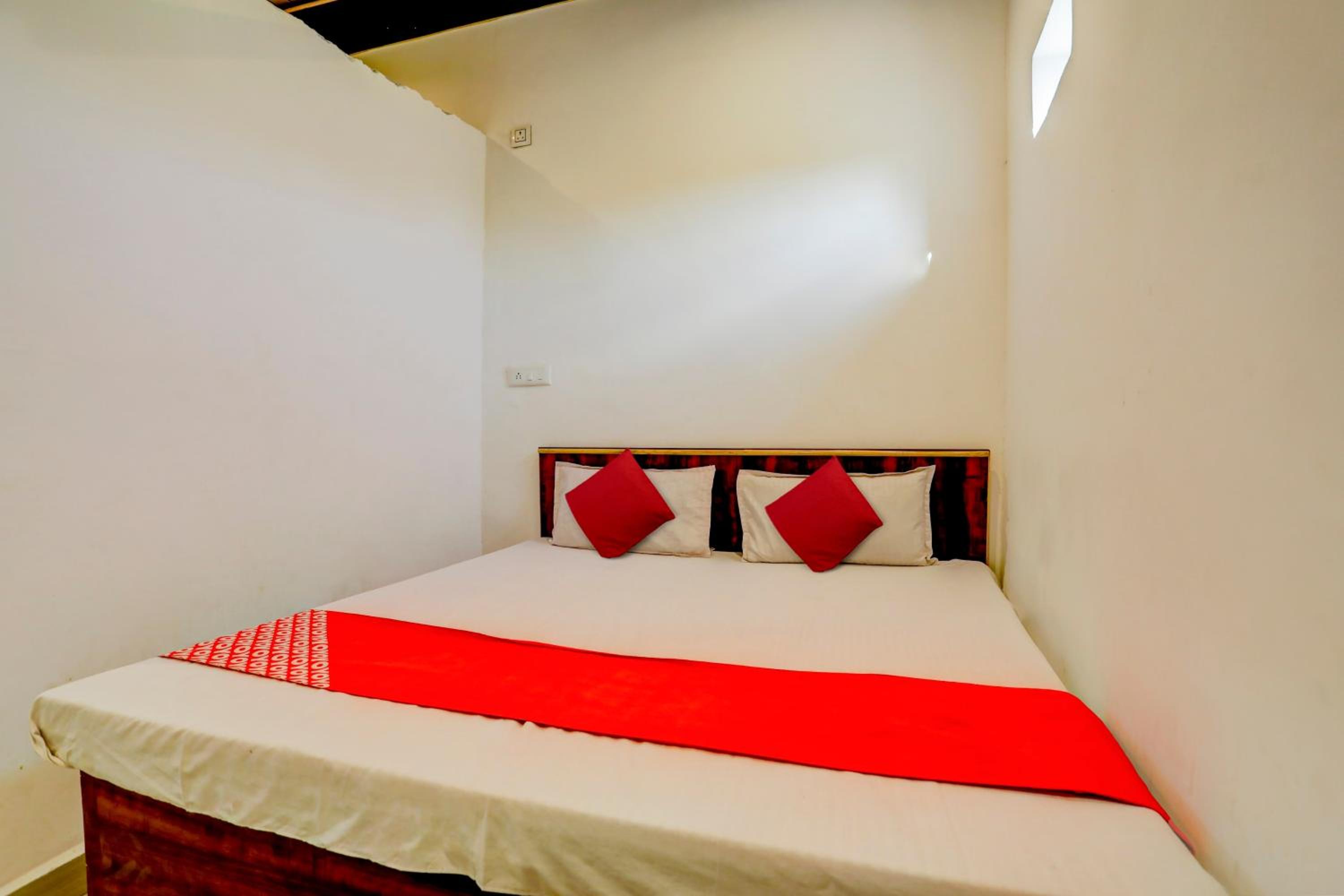 Classic Triple Room photo 1