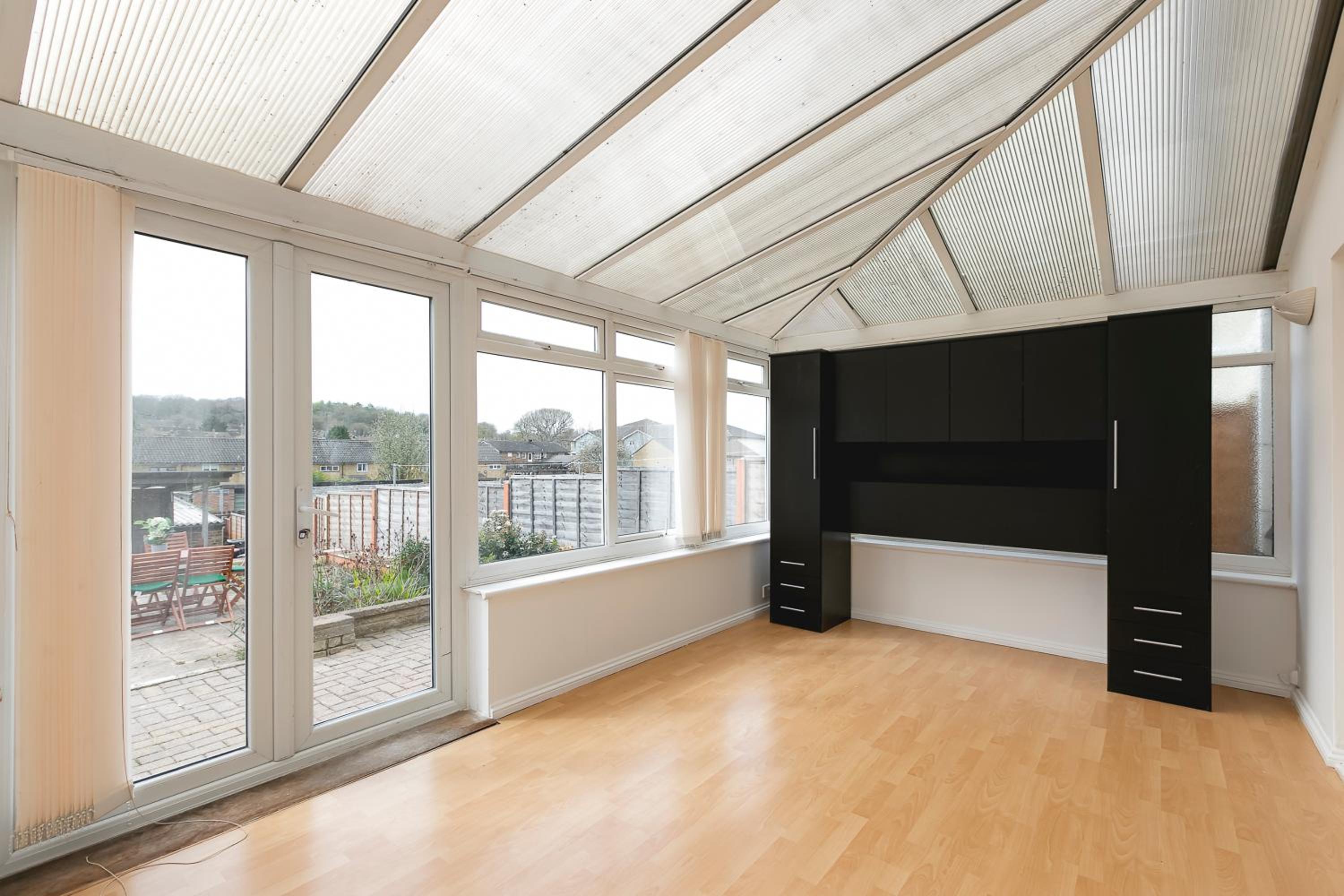 Three-Bedroom House photo 2