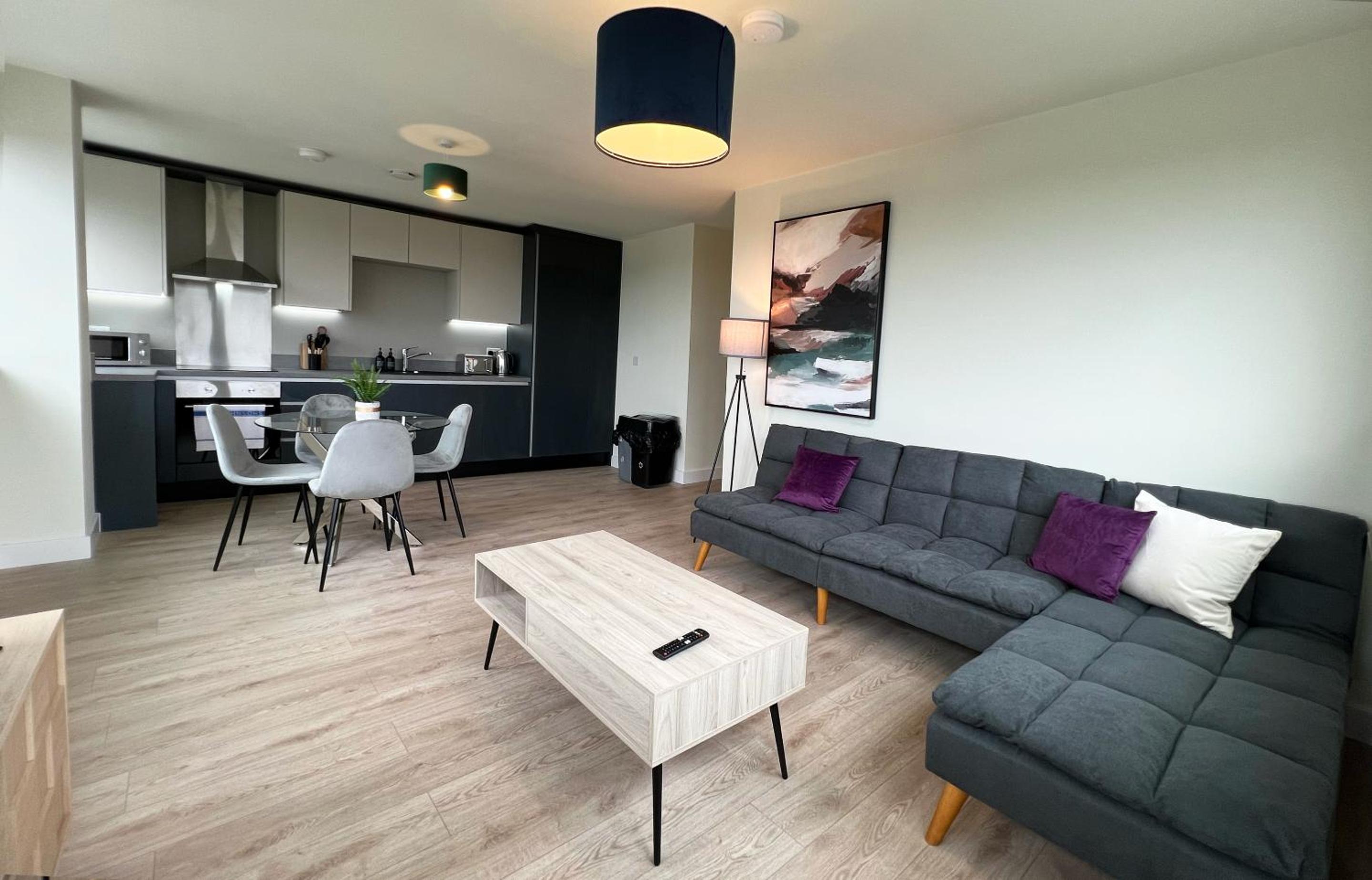 One-Bedroom Deluxe Apartment photo 2
