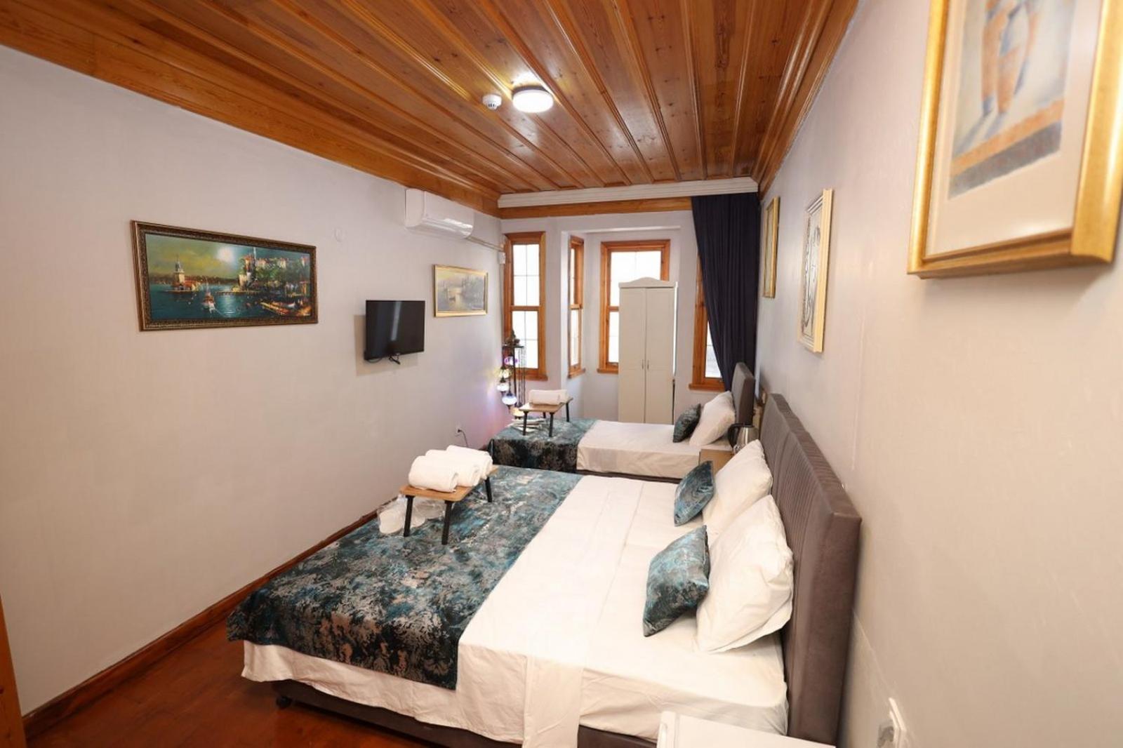 Deluxe Triple Room photo 3