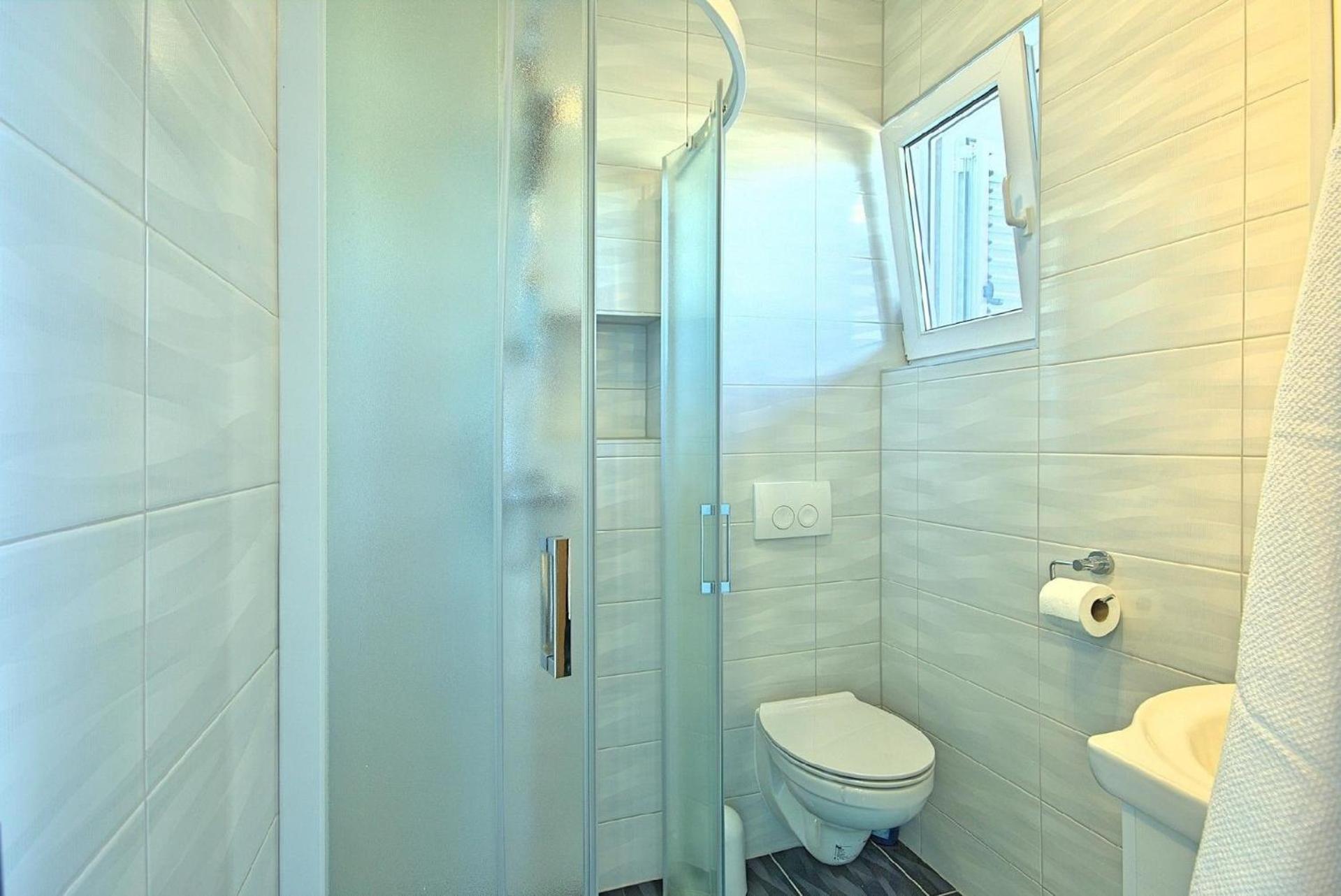 Four-Bedroom Vacation Home photo 3
