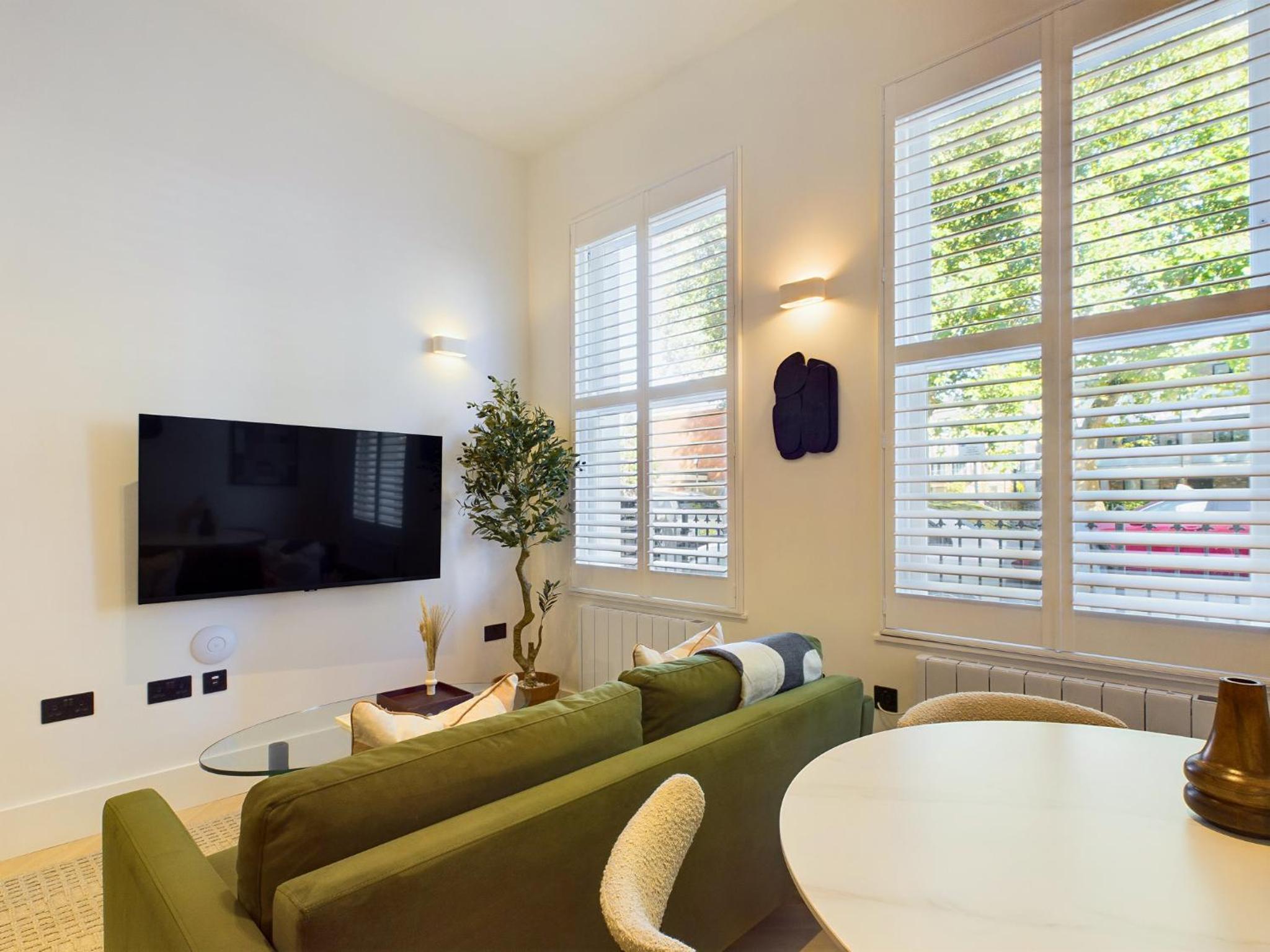 Apartment - Ground Floor photo 3