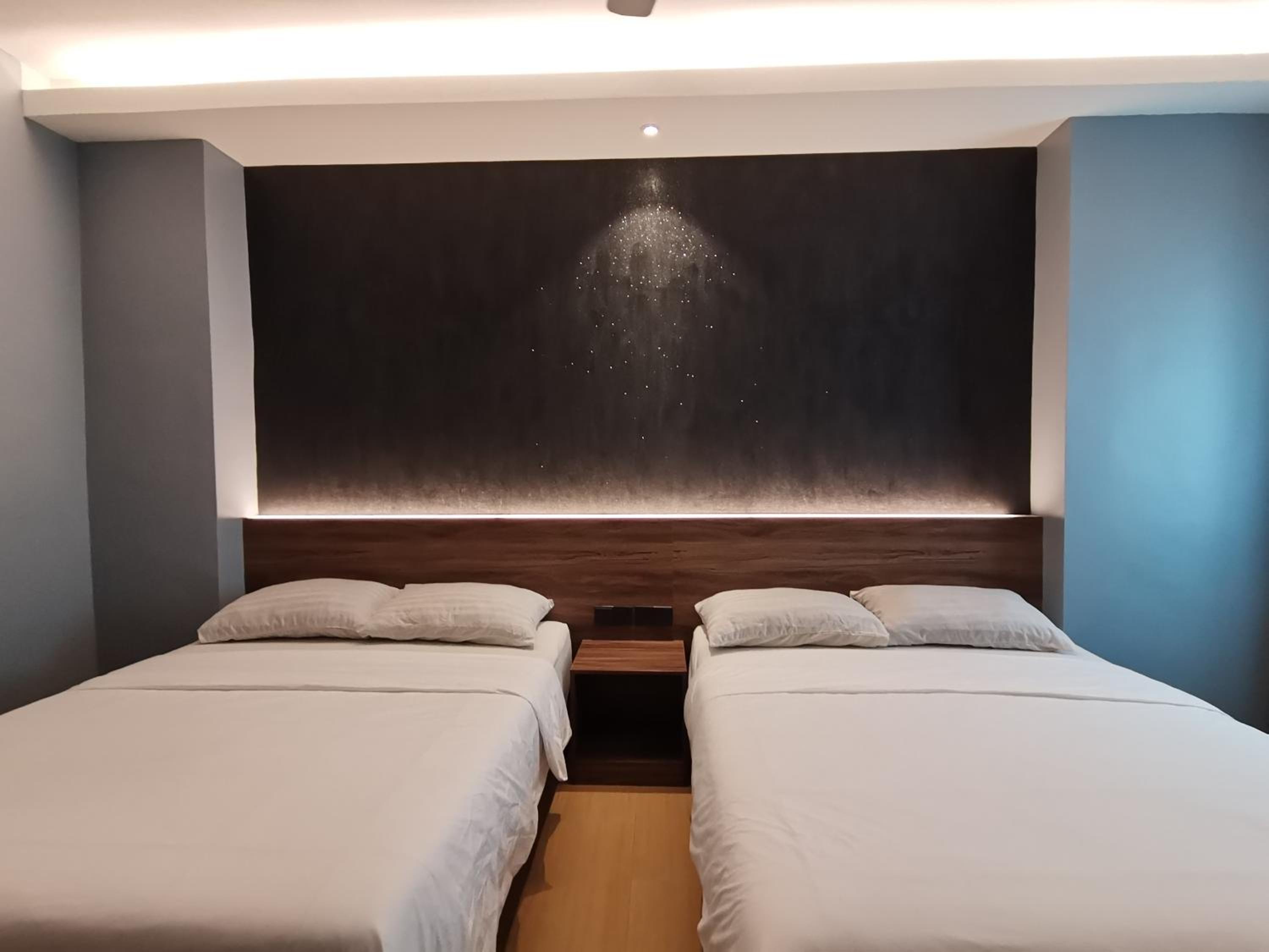 Family Suite - Photo 7