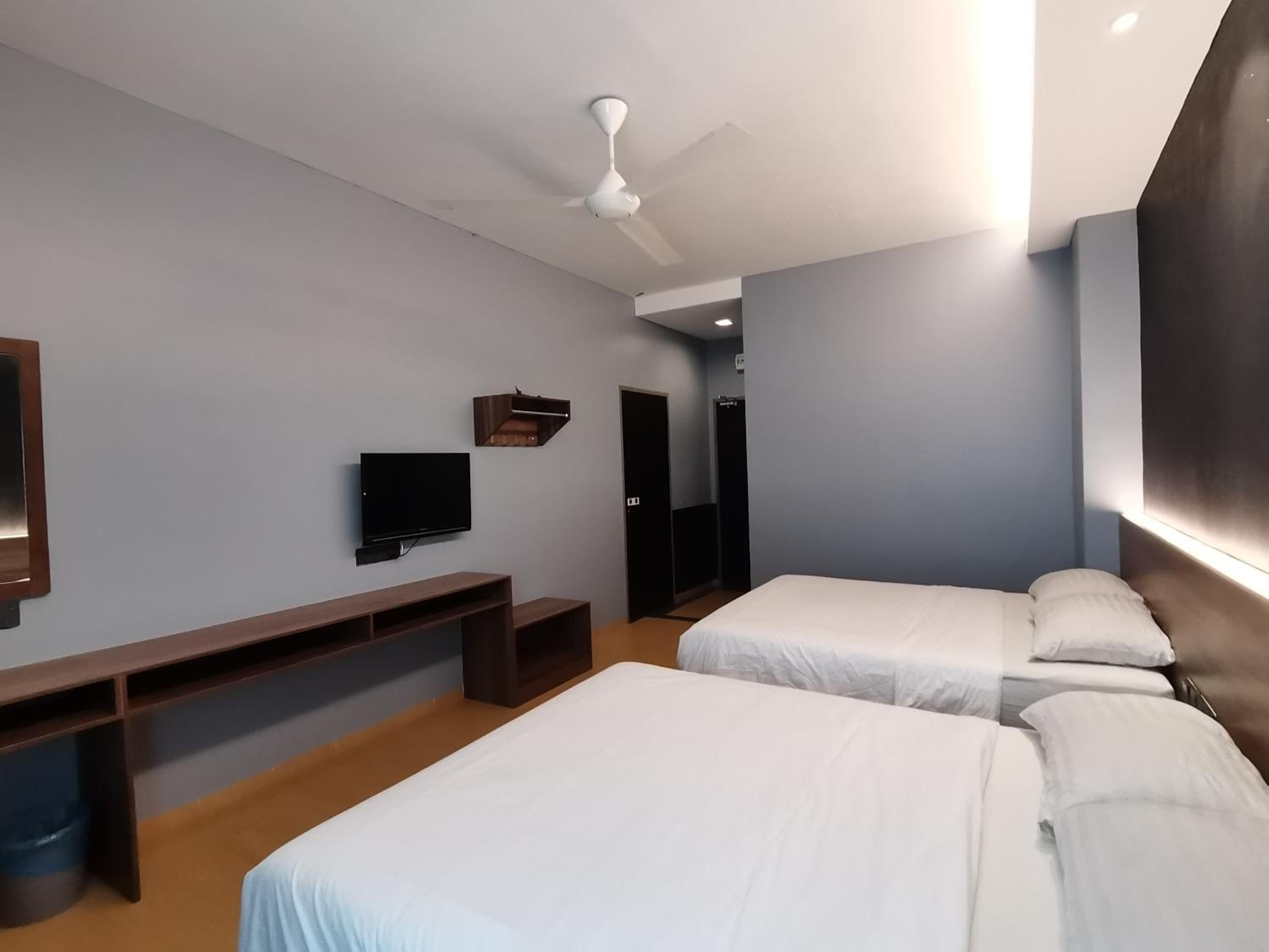 Family Suite - Photo 8