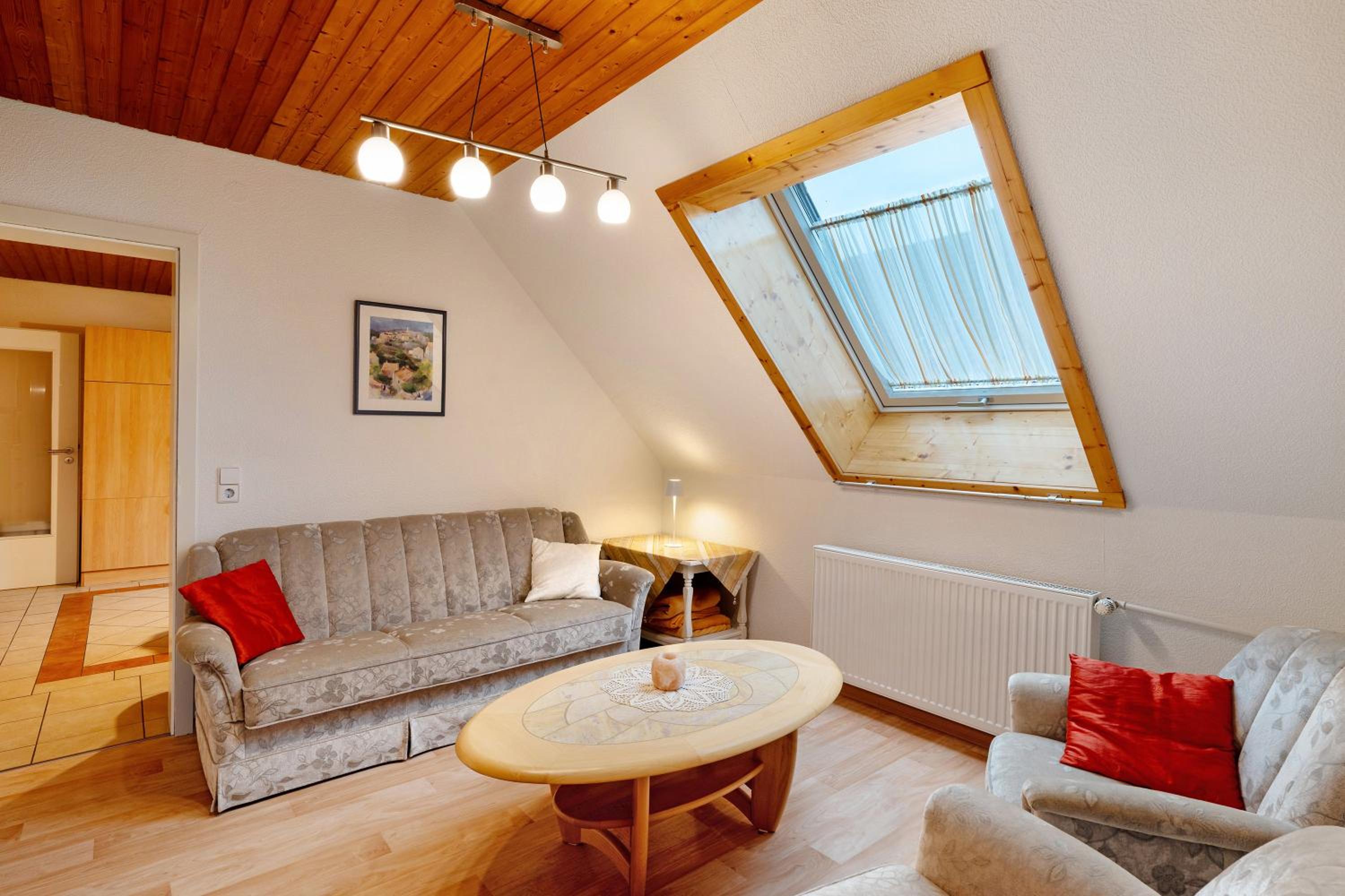 Three-Bedroom Premium Apartment with Balcony photo 1