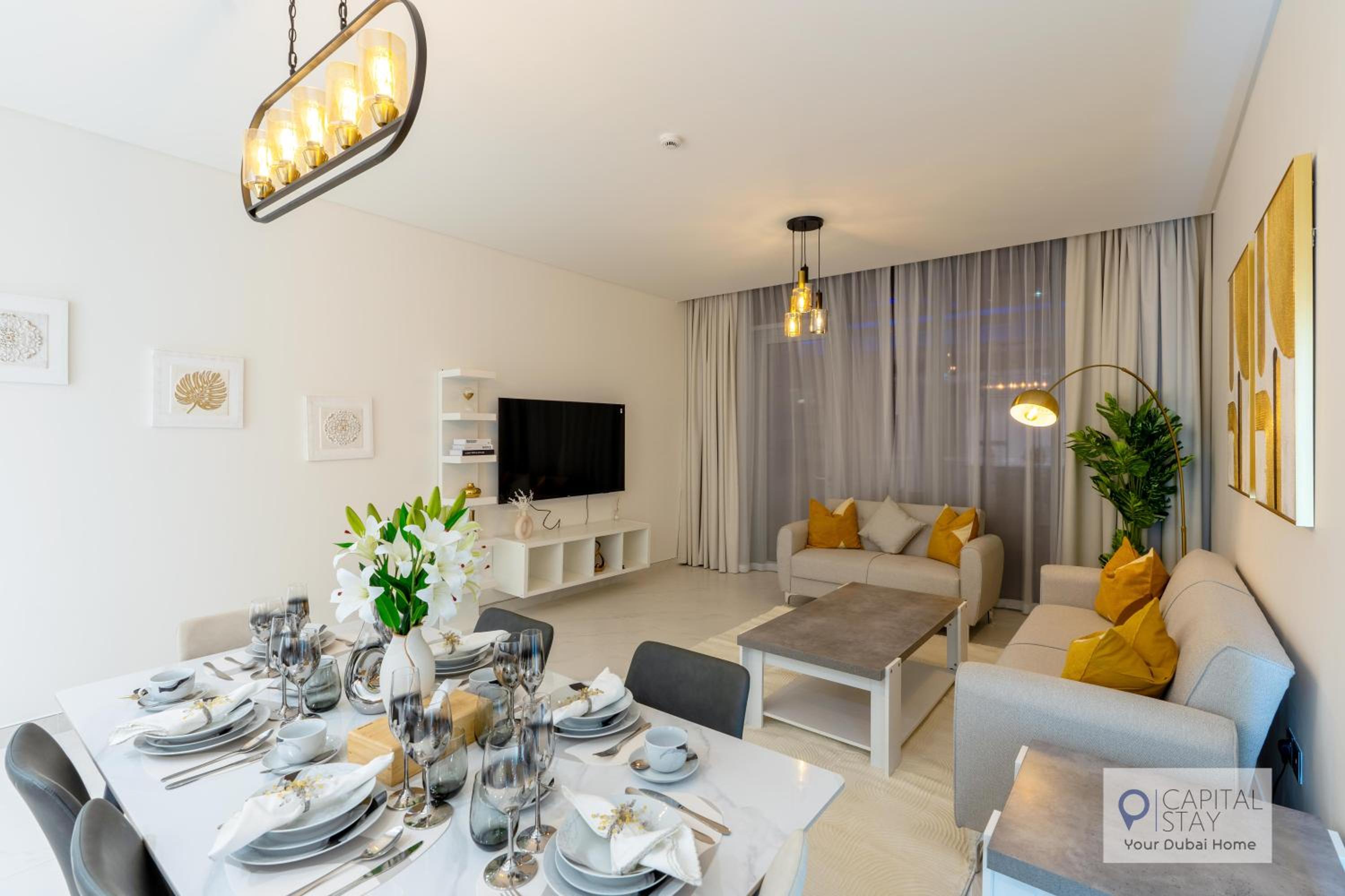 Two-Bedroom Apartment with Water View photo 3